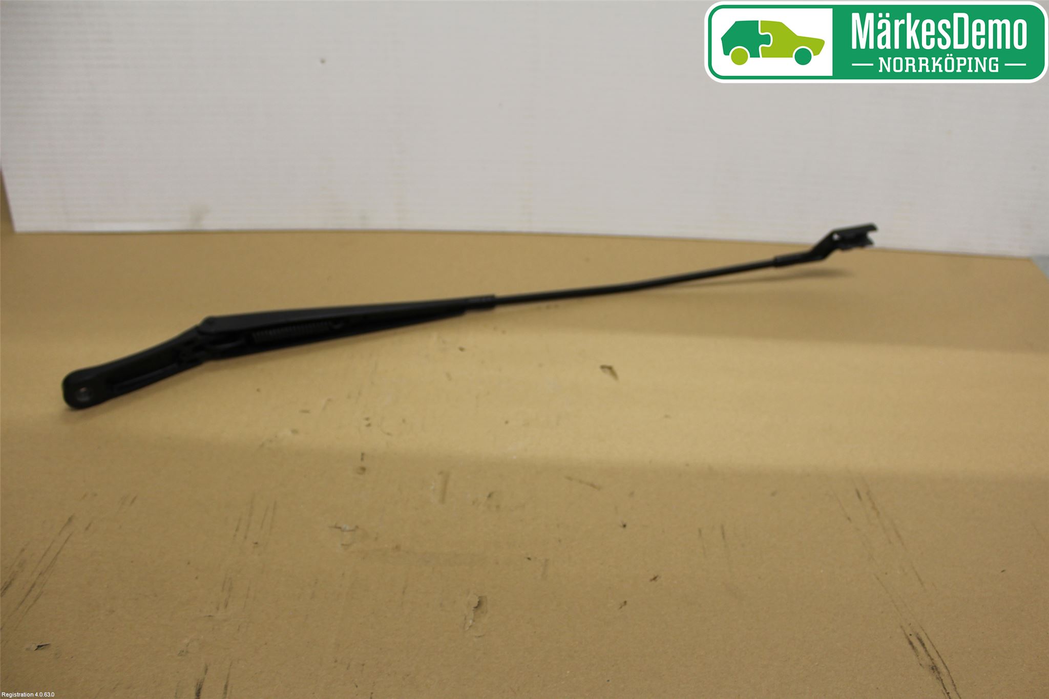 Volkswagen VW GOLF / E-GOLF VII 13-20 Viskerarm-Armer Frontrute