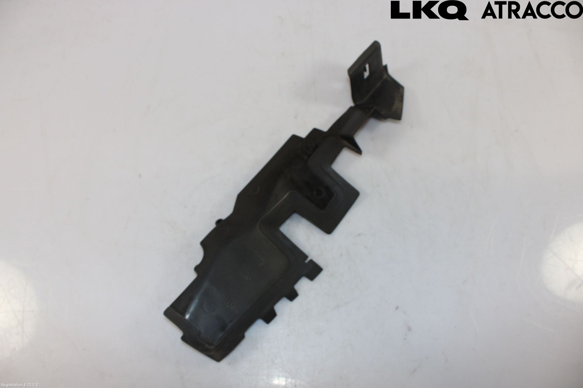 Volkswagen VW PASSAT 11-14 Luftstyring Front