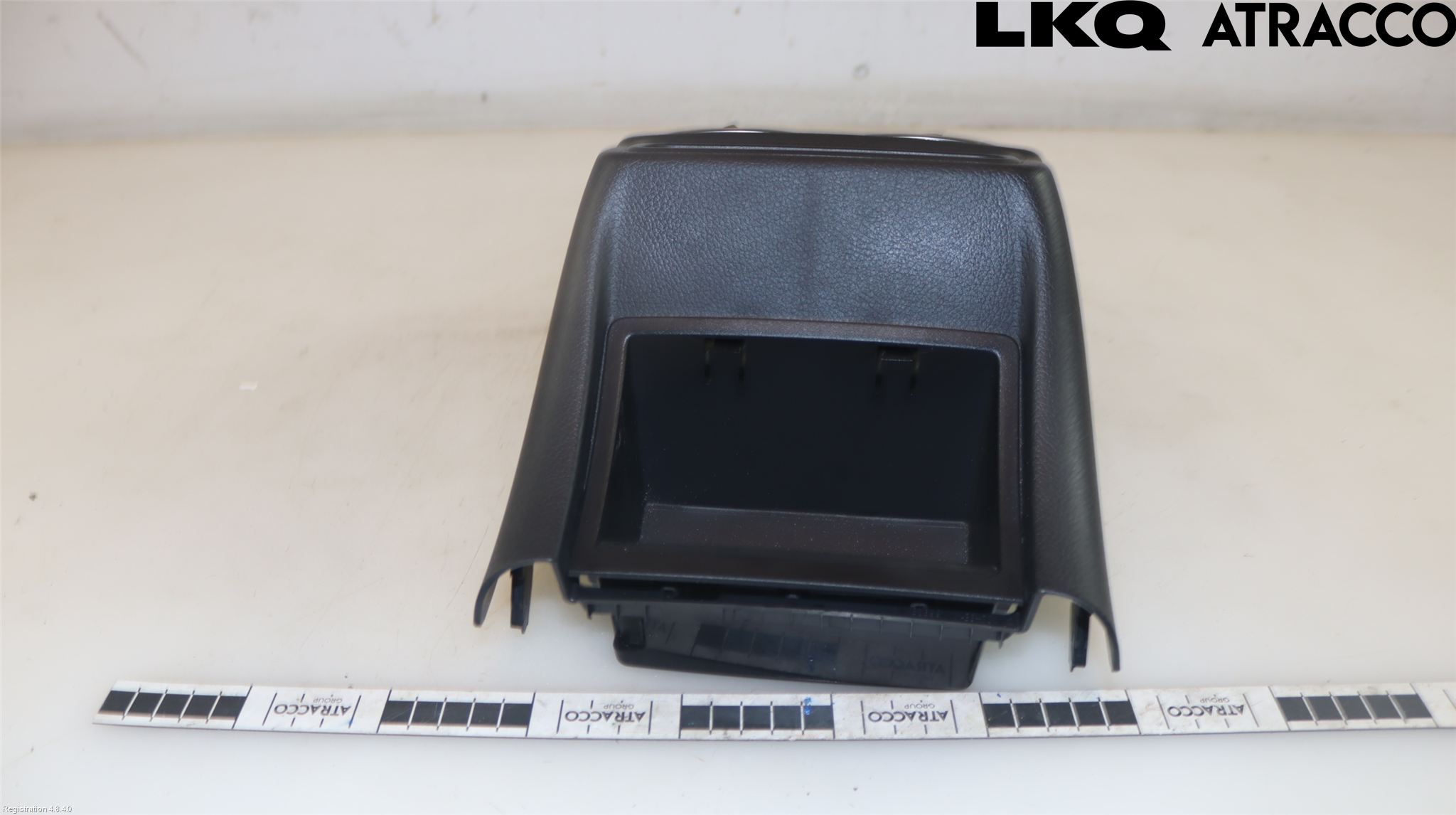 Mercedes-Benz MB C-KLASS (W206) 21- Instrumentkonsoll Midt