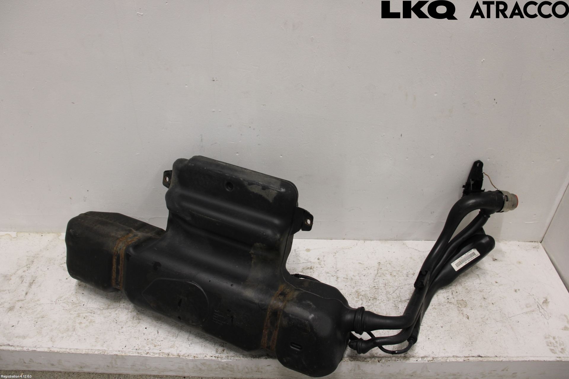 Volkswagen VW PASSAT 11-14 Drivstofftank