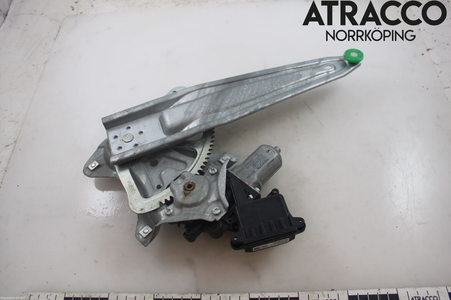 Toyota AURIS 10-12 Vindusheis El Komp