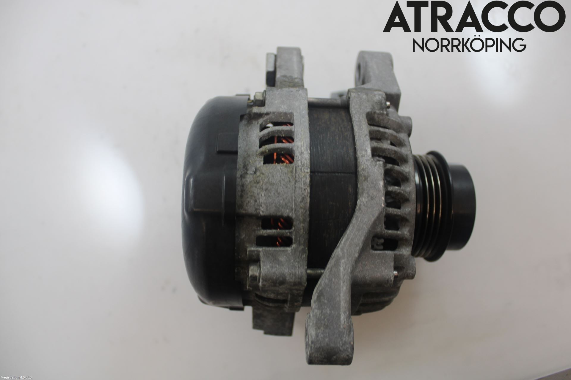 Toyota YARIS XP130 12-14 Dynamo