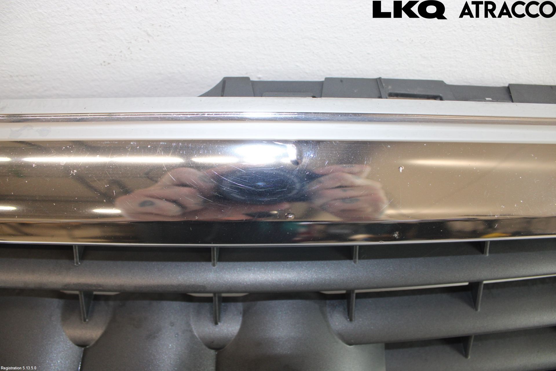 Audi A6/S6     05-11 Grill Komplett