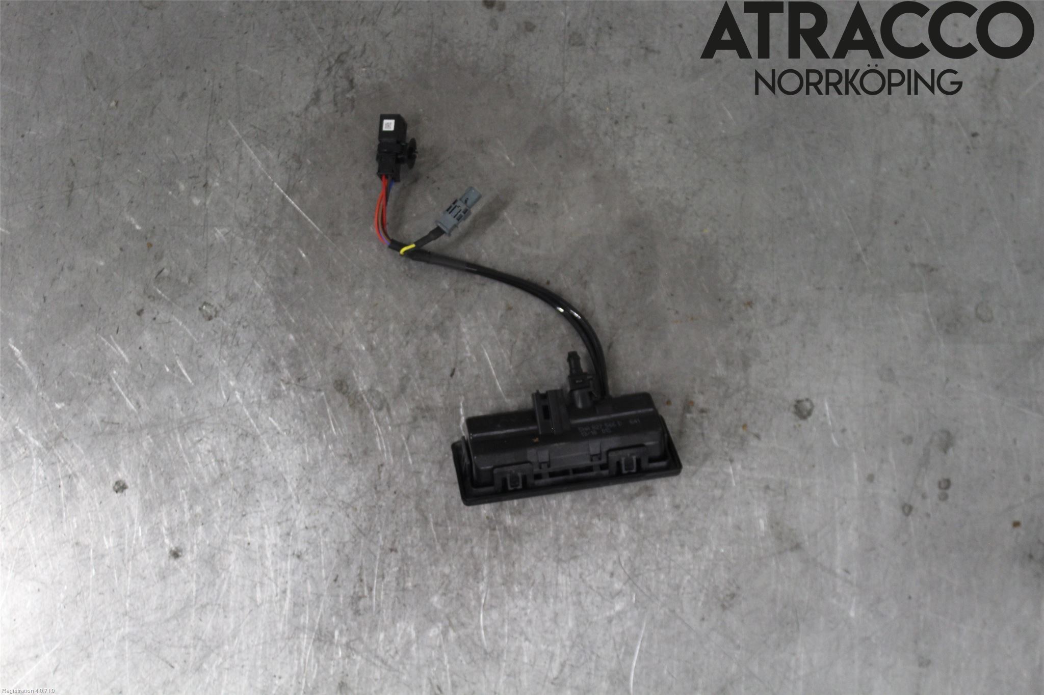 Volkswagen VW TIGUAN 16-24 Bakluke Handtak Ytre