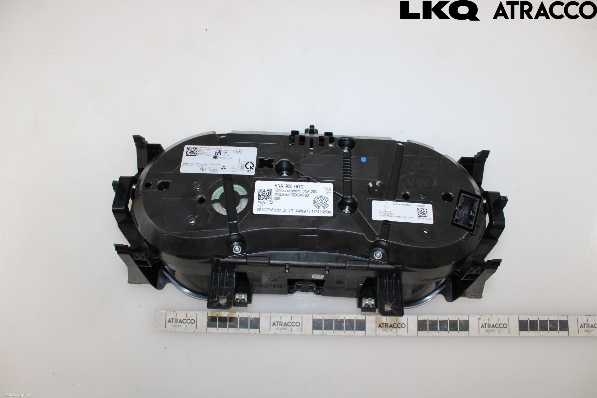 Volkswagen VW TIGUAN 16-24 Instr Kombinert