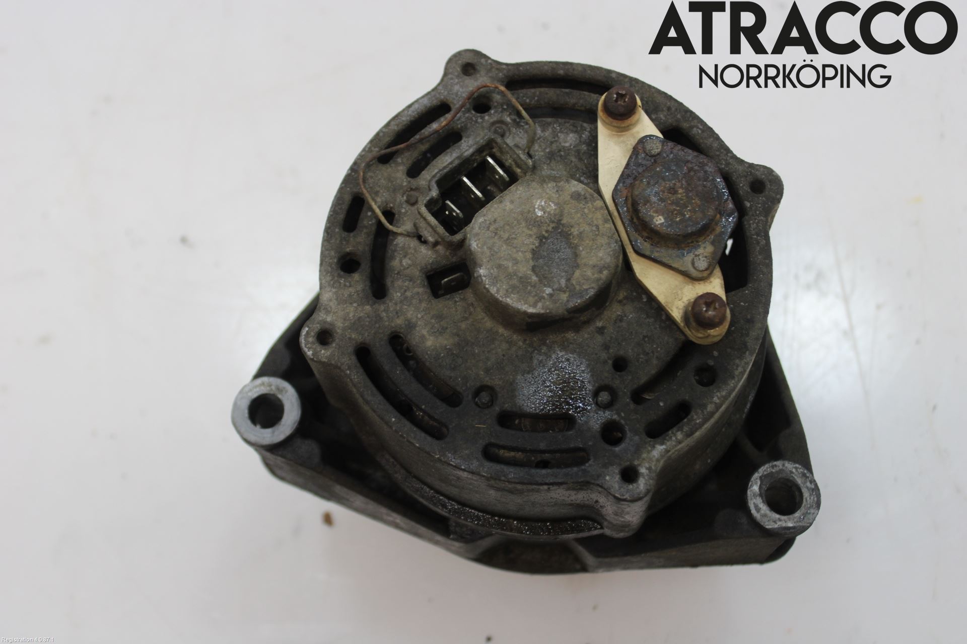 Mercedes-Benz MB 190    (W201) 82-93 Dynamo
