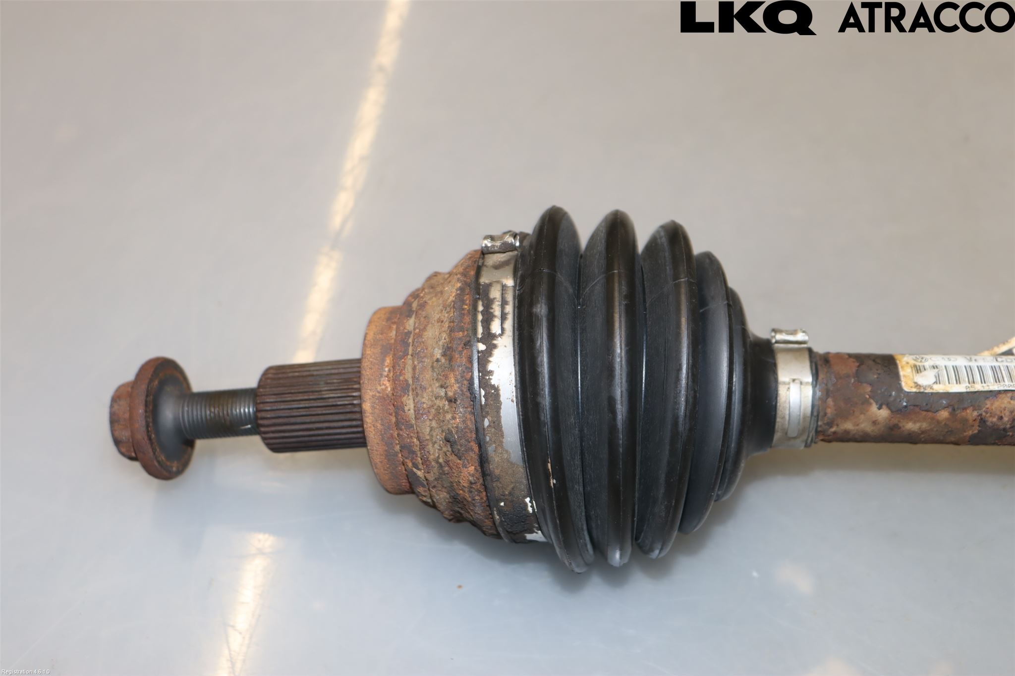 Volkswagen VW JETTA V 06-10 Drivaksel Foran Kompl Venstre