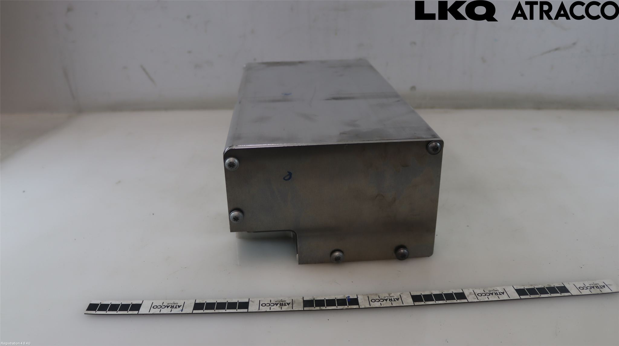 Audi Q3 F3 19- Batterikasse - Feste - Holder