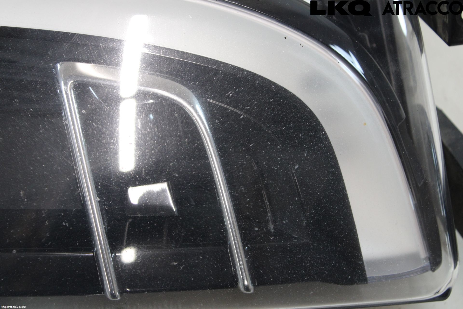 Tesla MODEL X 16- Parklykt Foran Venstre