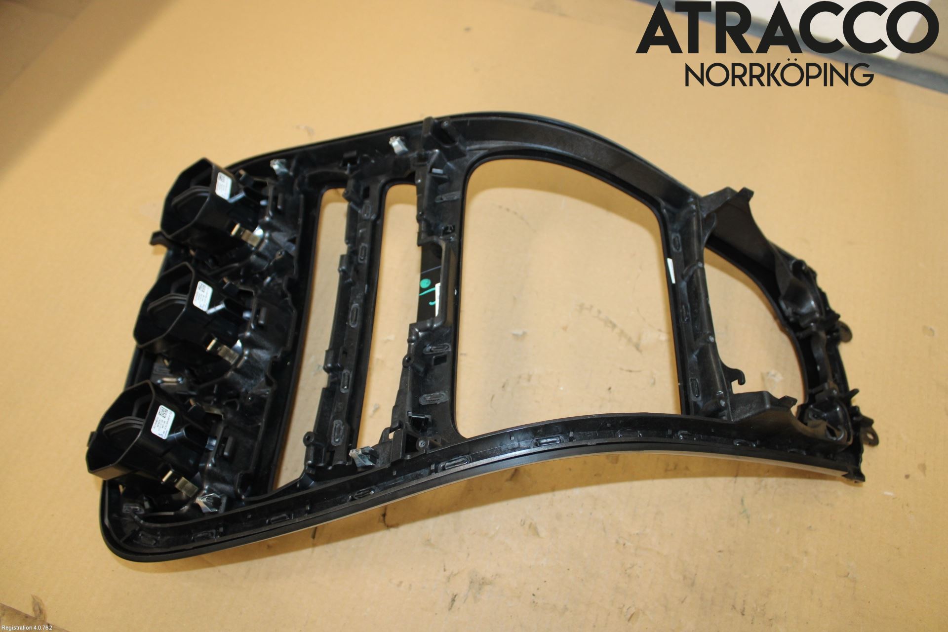 Mercedes-Benz MB C-KLASS (W205) 14-21 Instrumentkonsoll Midt