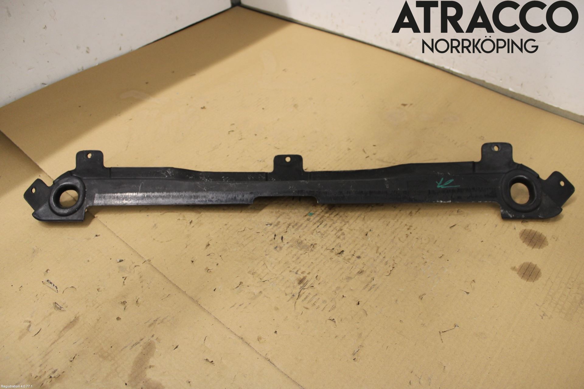 Jaguar XK8/XKR   96-06 Radiator Feste - Ramme - Bjelk