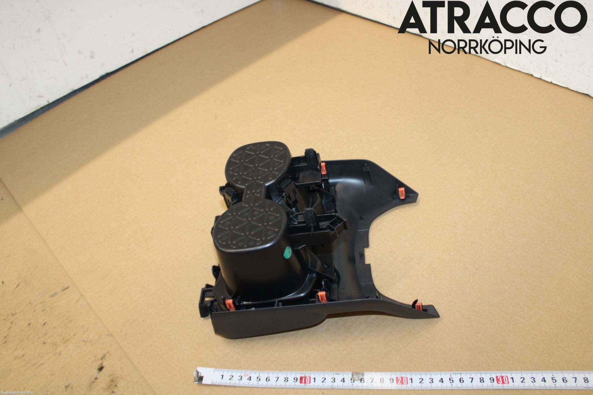 Toyota RAV4 19- Innr Koppholder