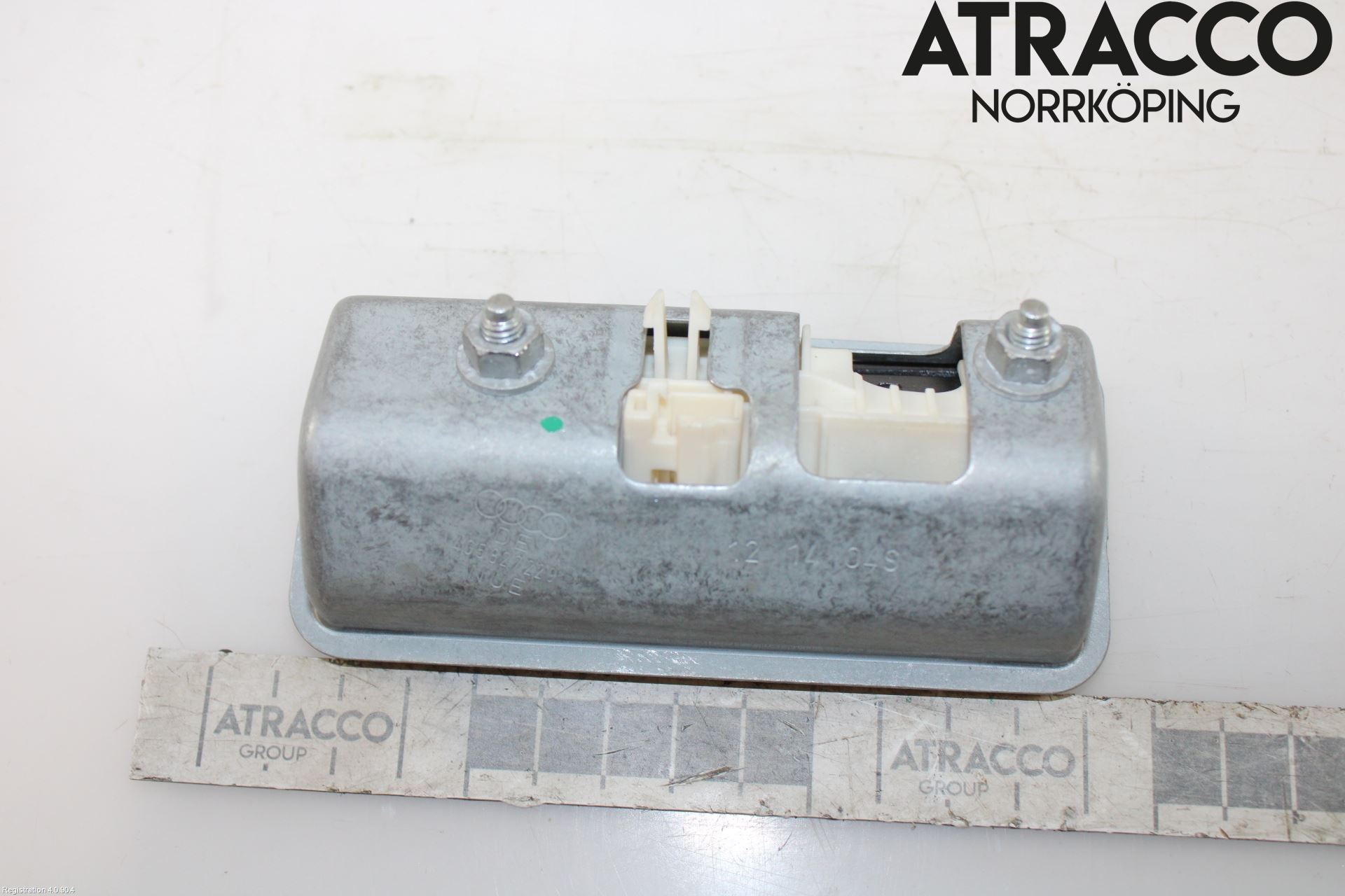 Audi Q3 8U 12-18 Bakluke Handtak Ytre