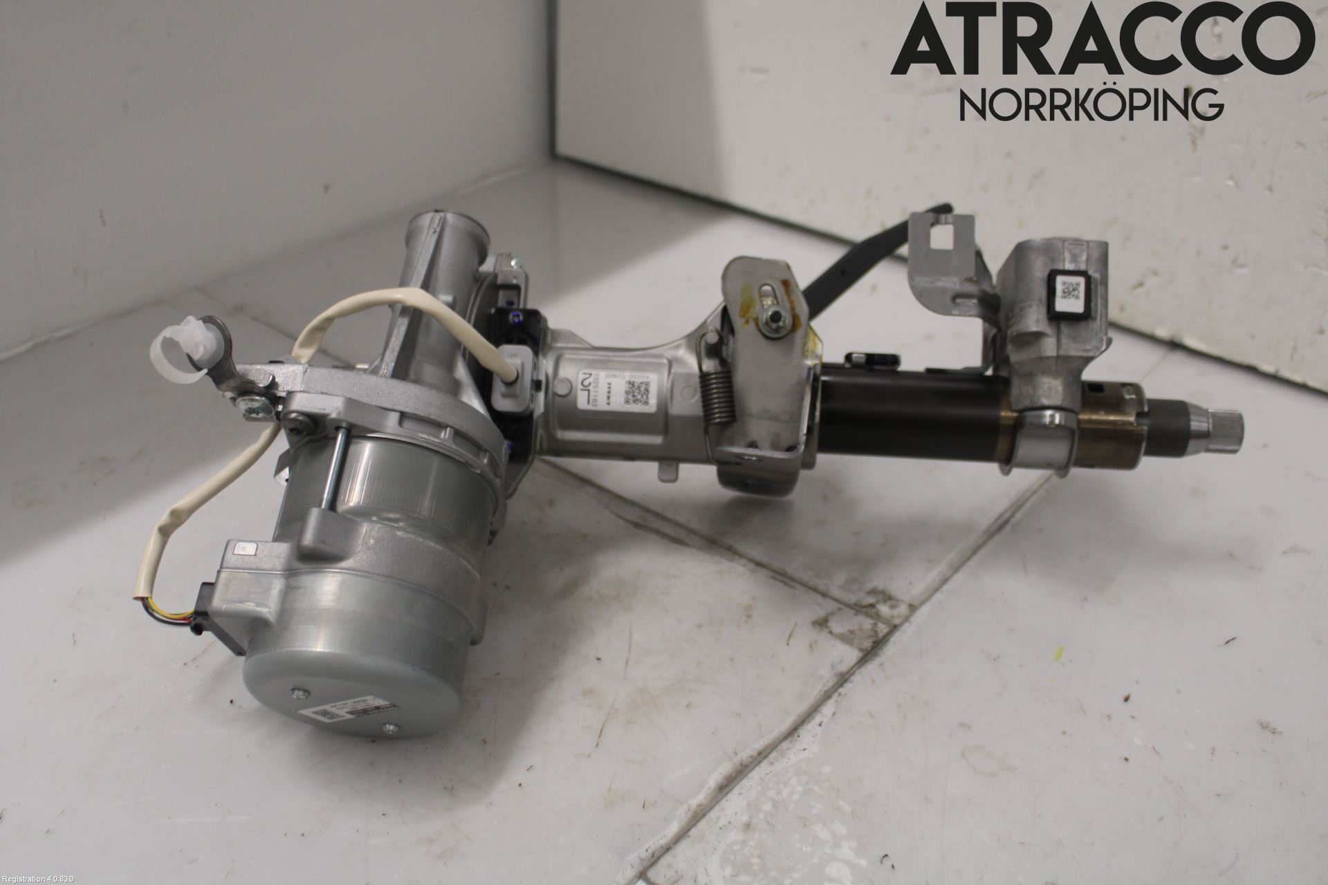 Toyota COROLLA 19- Rattakselaggregat Innebygd Servo