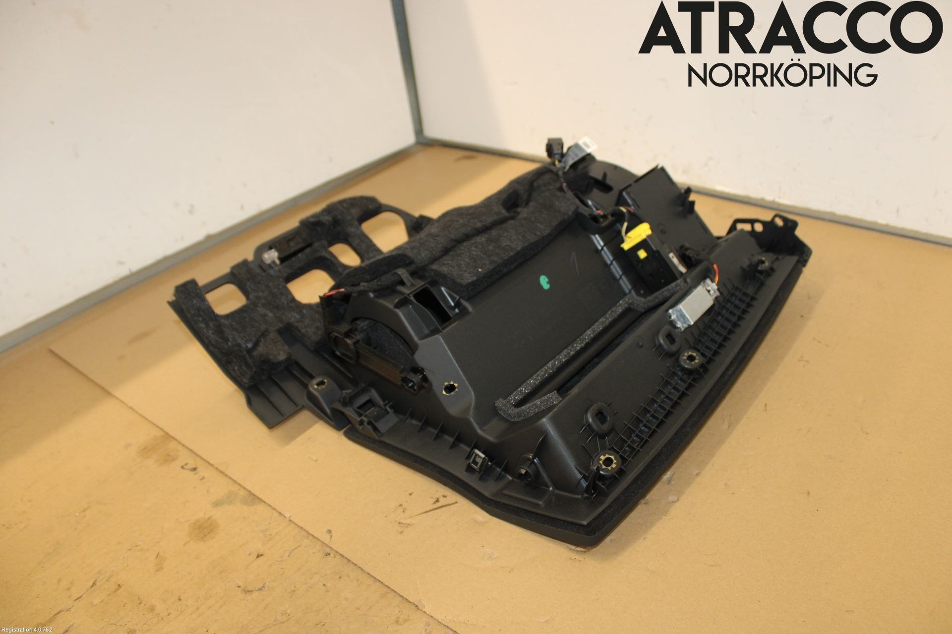 Audi A4/S4 B9 20- Innr Hanskerom