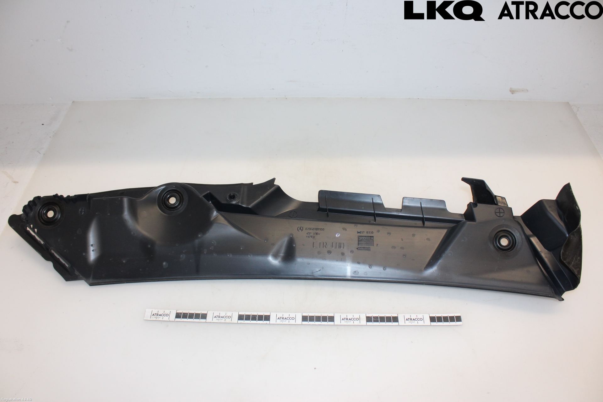 Mercedes-Benz MB C-KLASS (W206) 21- Visker Deksel-Grill-Under Frr