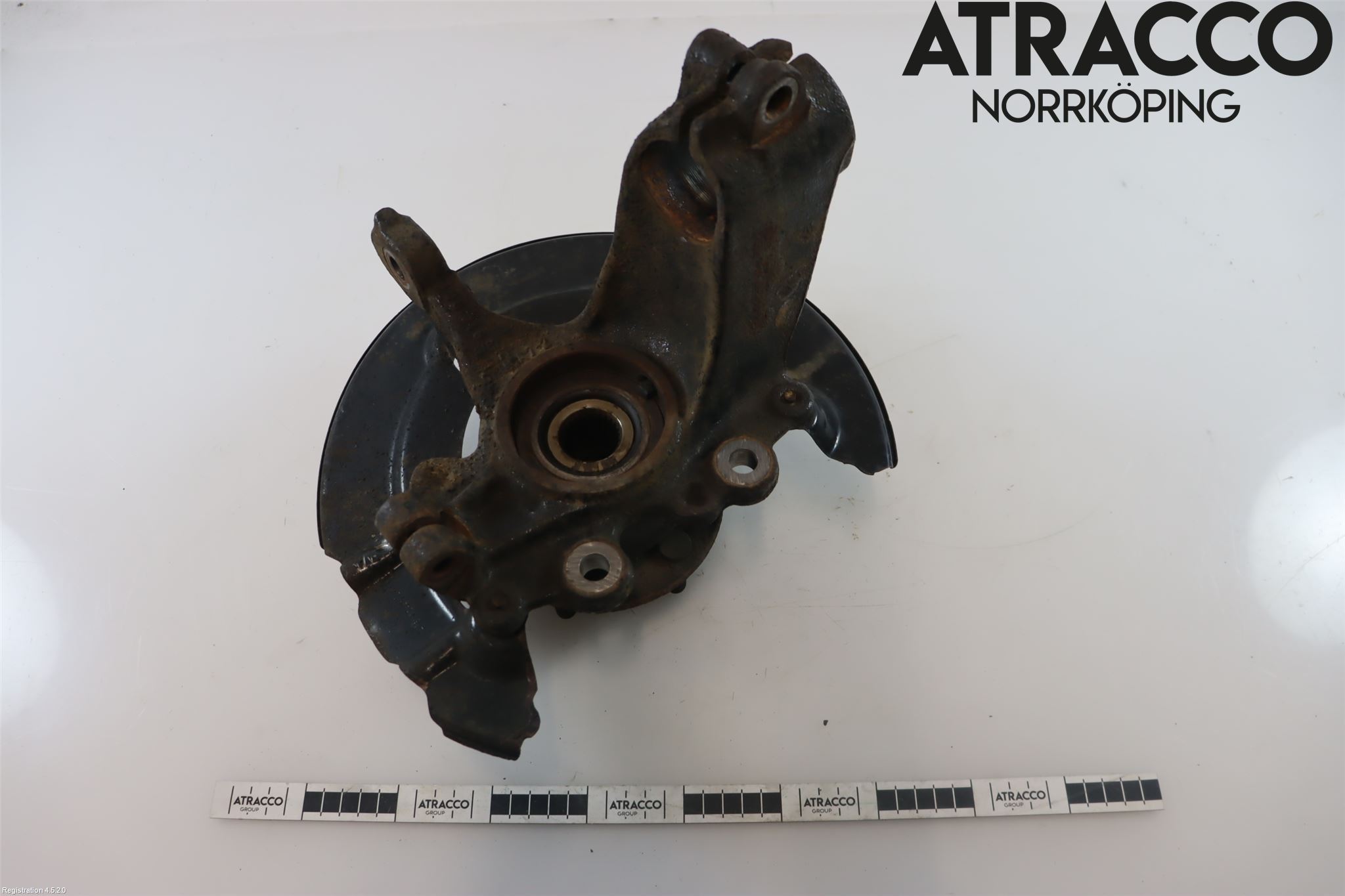 Ford FOCUS 15-18 Spindel Vf
