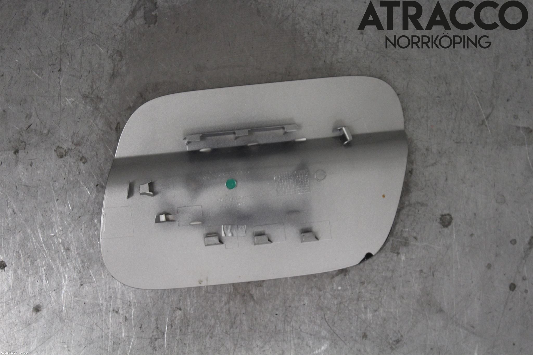 Volkswagen VW TIGUAN 16-24 Drivstoff Tankluke