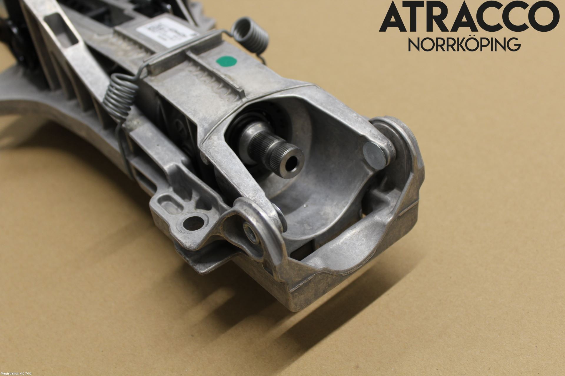 Mercedes-Benz MB E-KLASS (W213) 16-23 Rattakselaggregat Justerbart