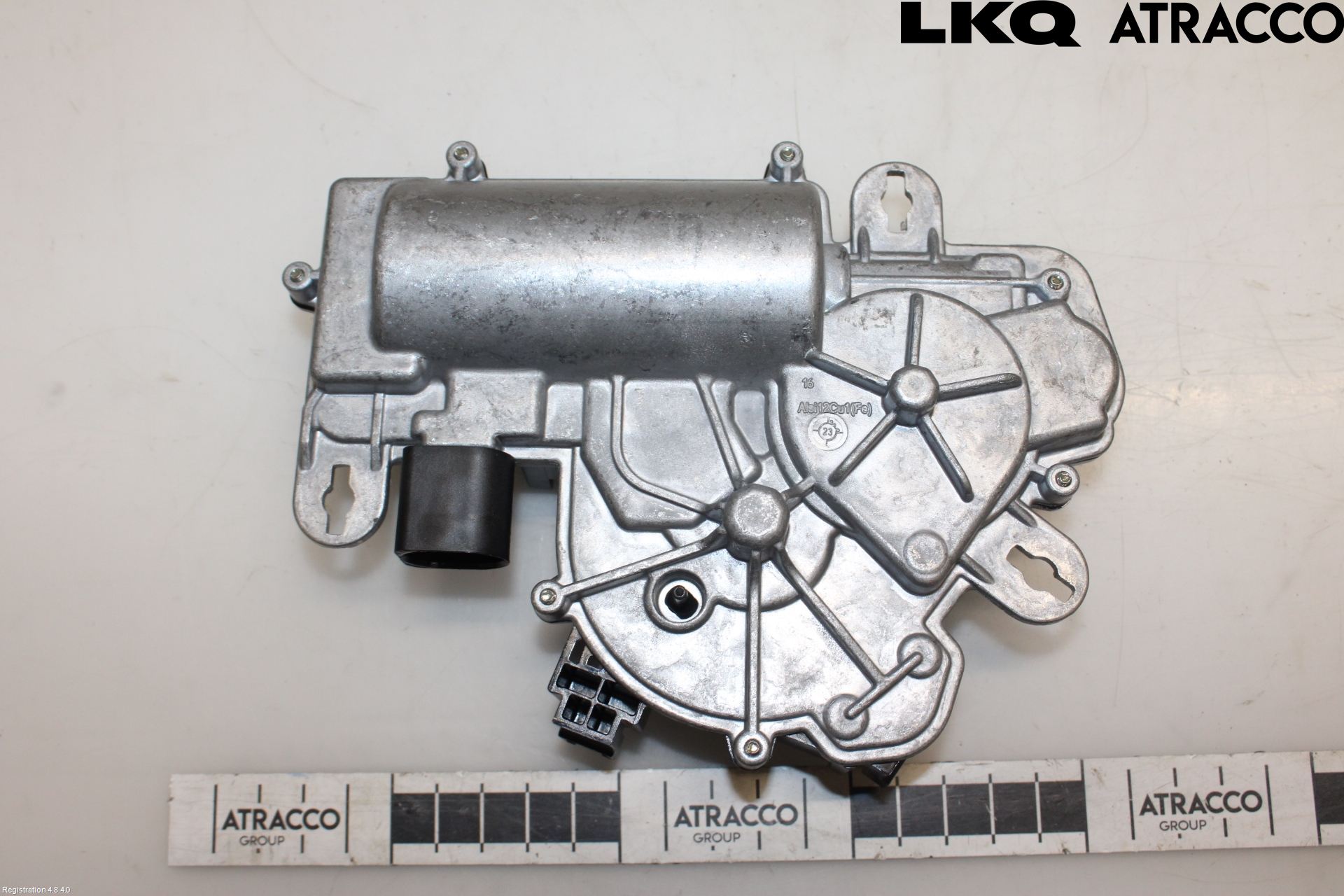 Skoda ENYAQ iV 21- Baklukeåpner Automatisk