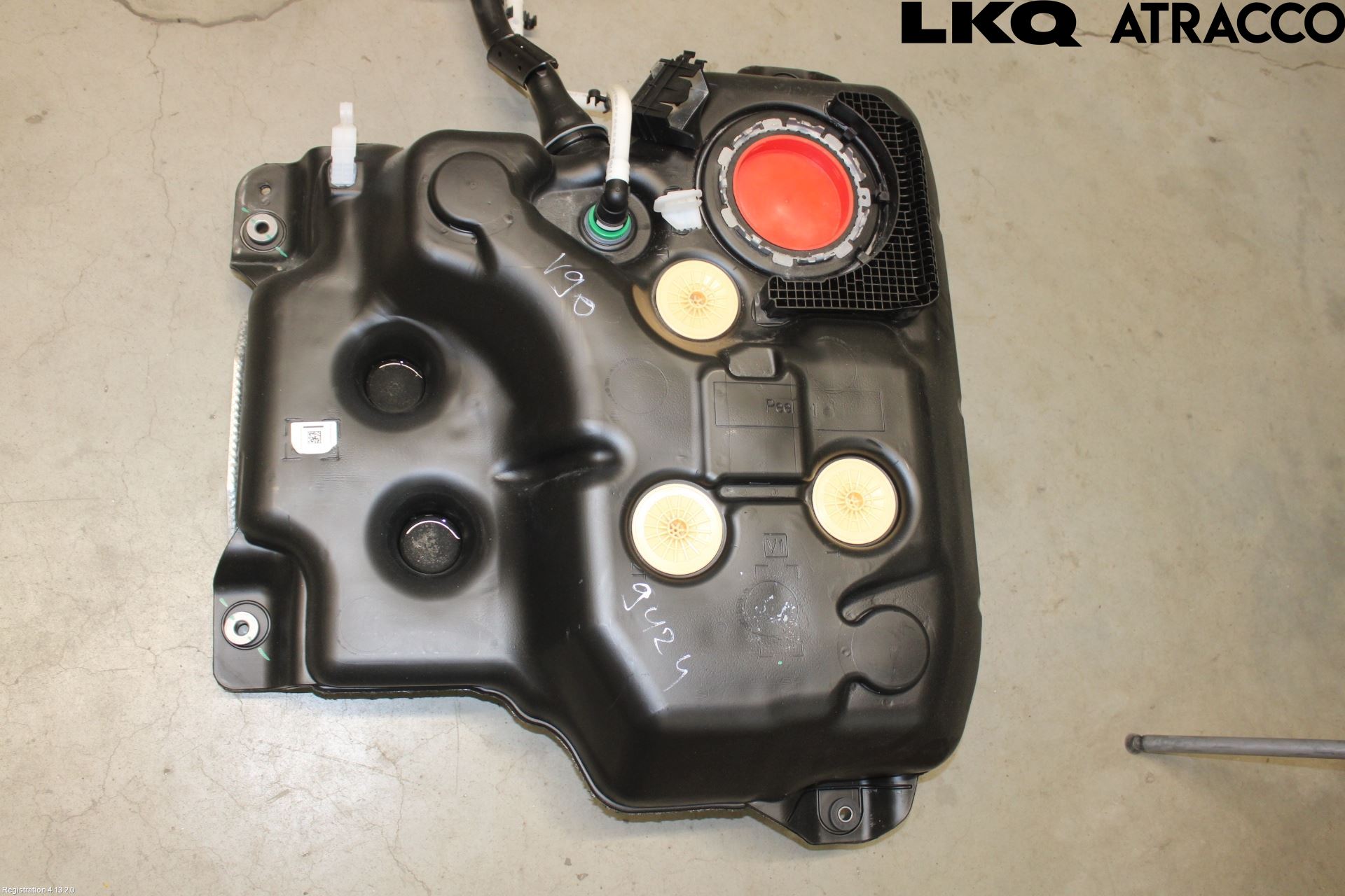 Volkswagen VW PASSAT 24- Drivstofftank