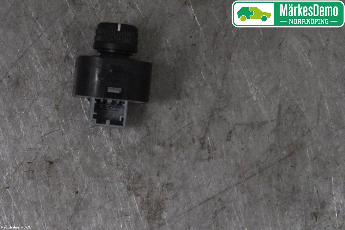 Audi A4/S4 08-11 Bryter Speil