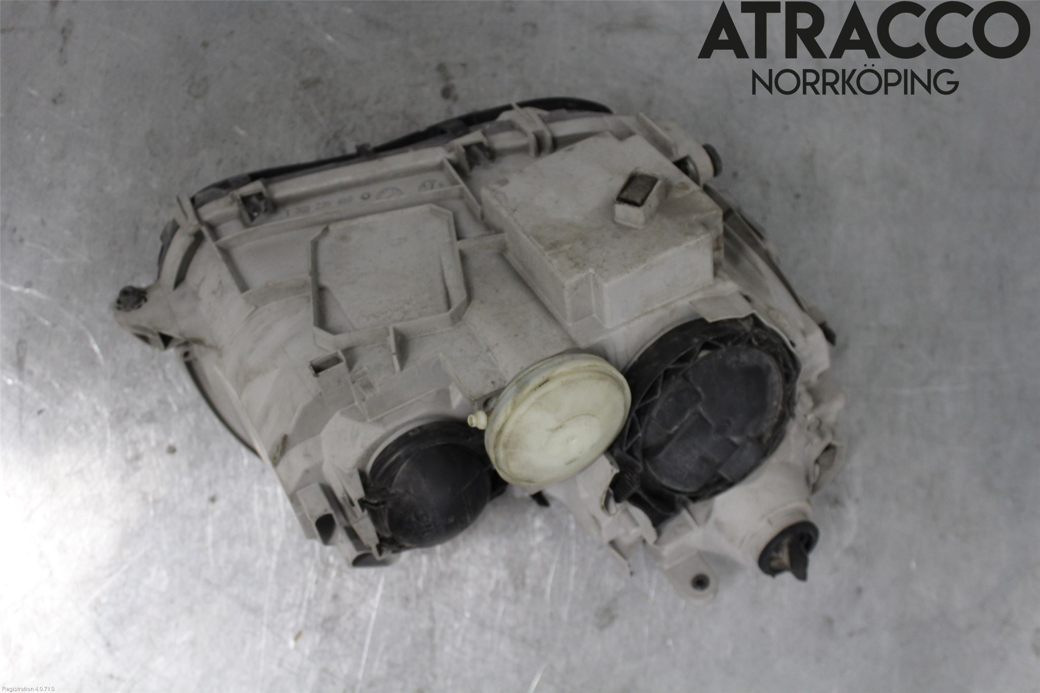 Mercedes-Benz MB C (203) 00-07 Frontlykt Venstre