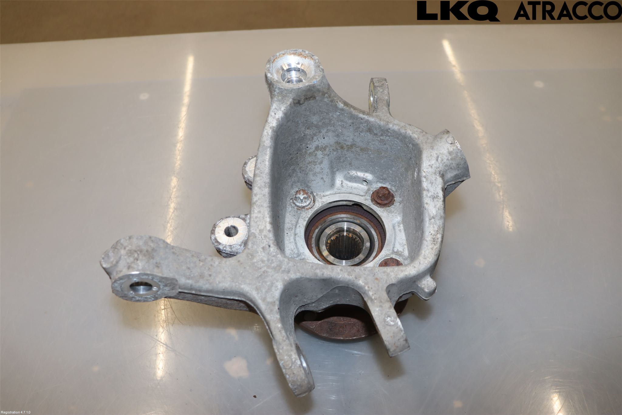 BMW 5 F10/F11/F18 09-17 Spindel Vb