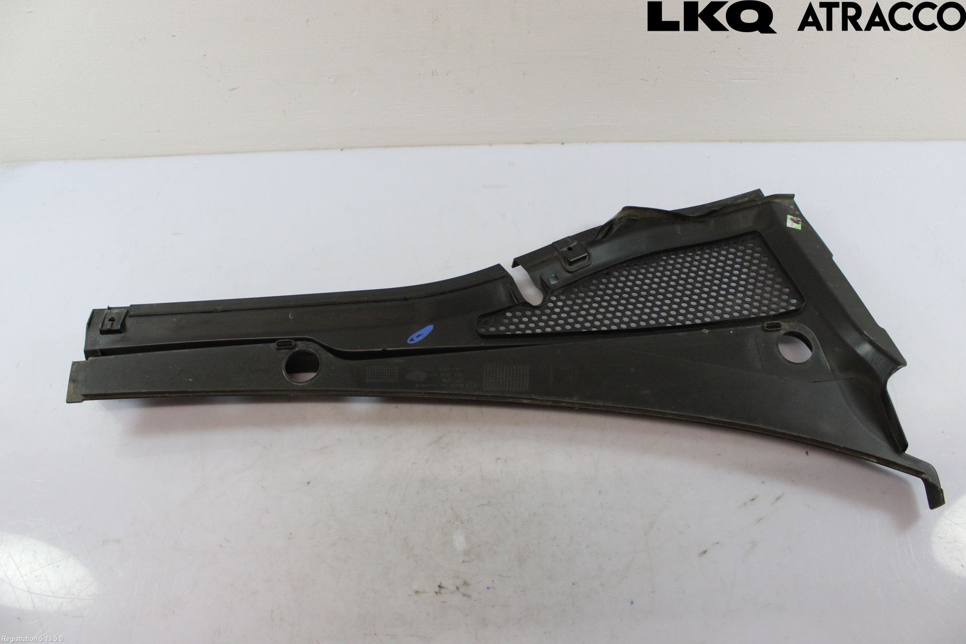 Volkswagen VW GOLF / E-GOLF VII 13-20 Visker Deksel-Grill-Under Frr