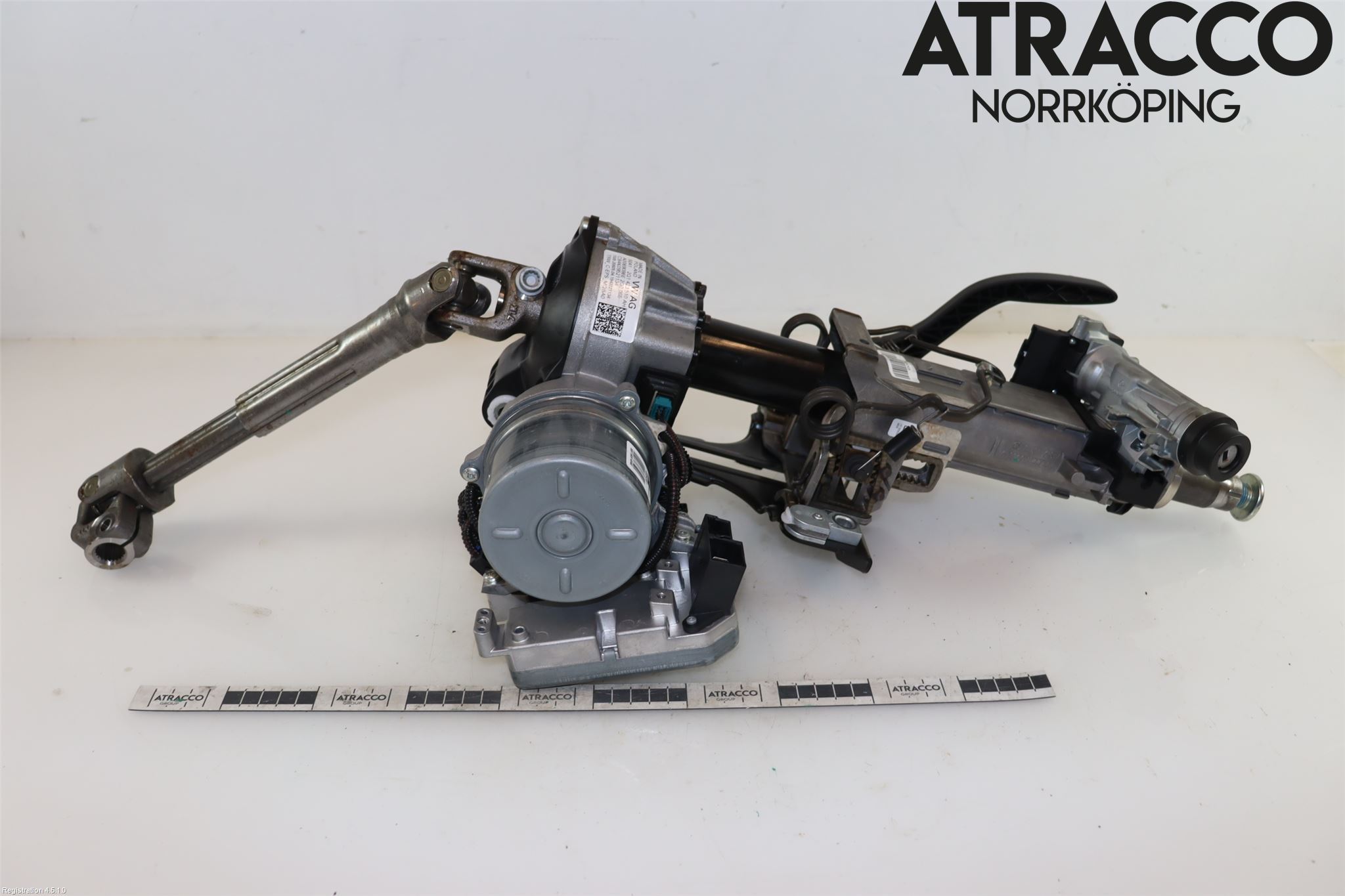 Volkswagen VW POLO VI 18->> Rattakselaggregat Innebygd Servo