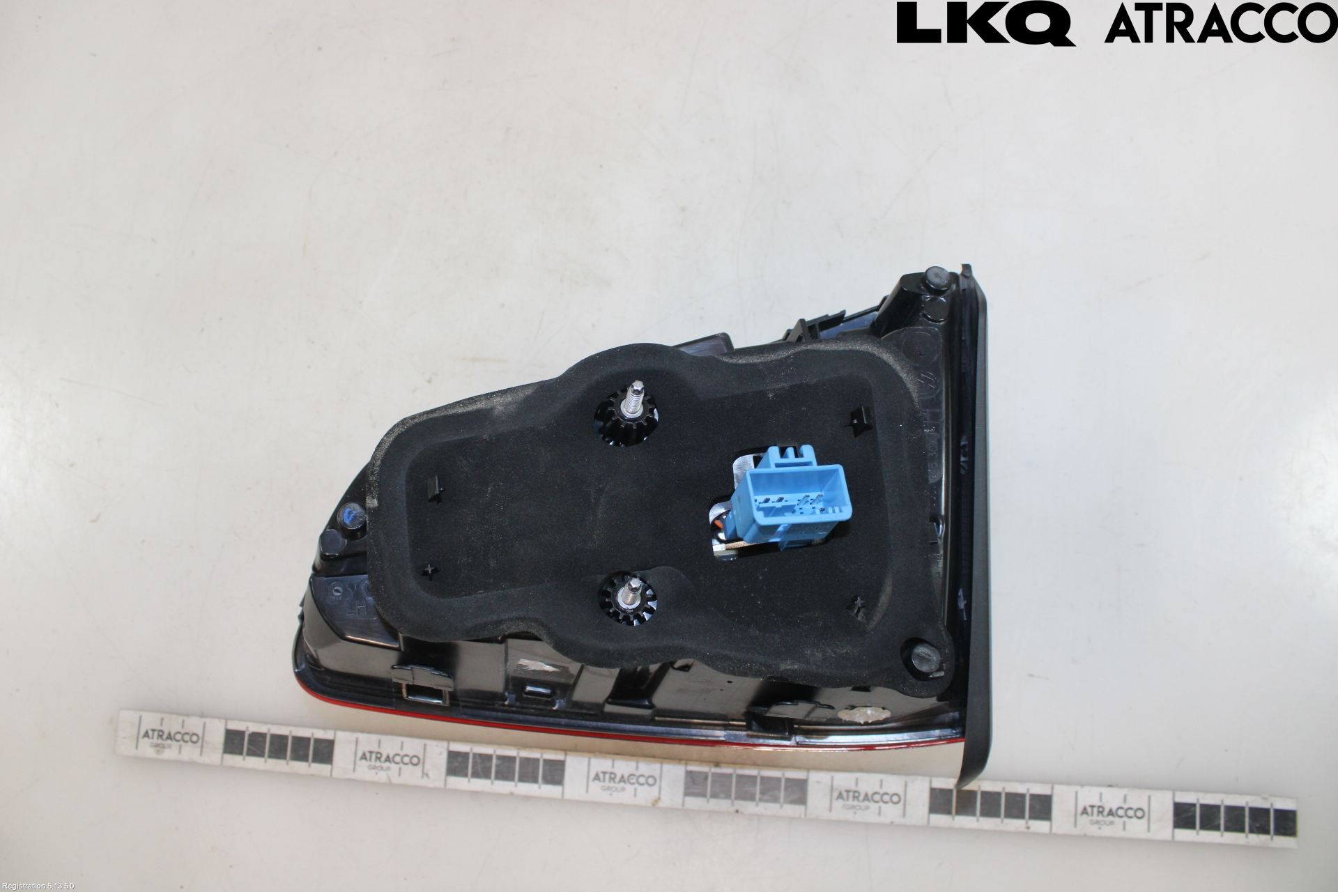 Volkswagen VW GOLF / E-GOLF VII 13-20 Baklykt Venstre  På Luke(Indre