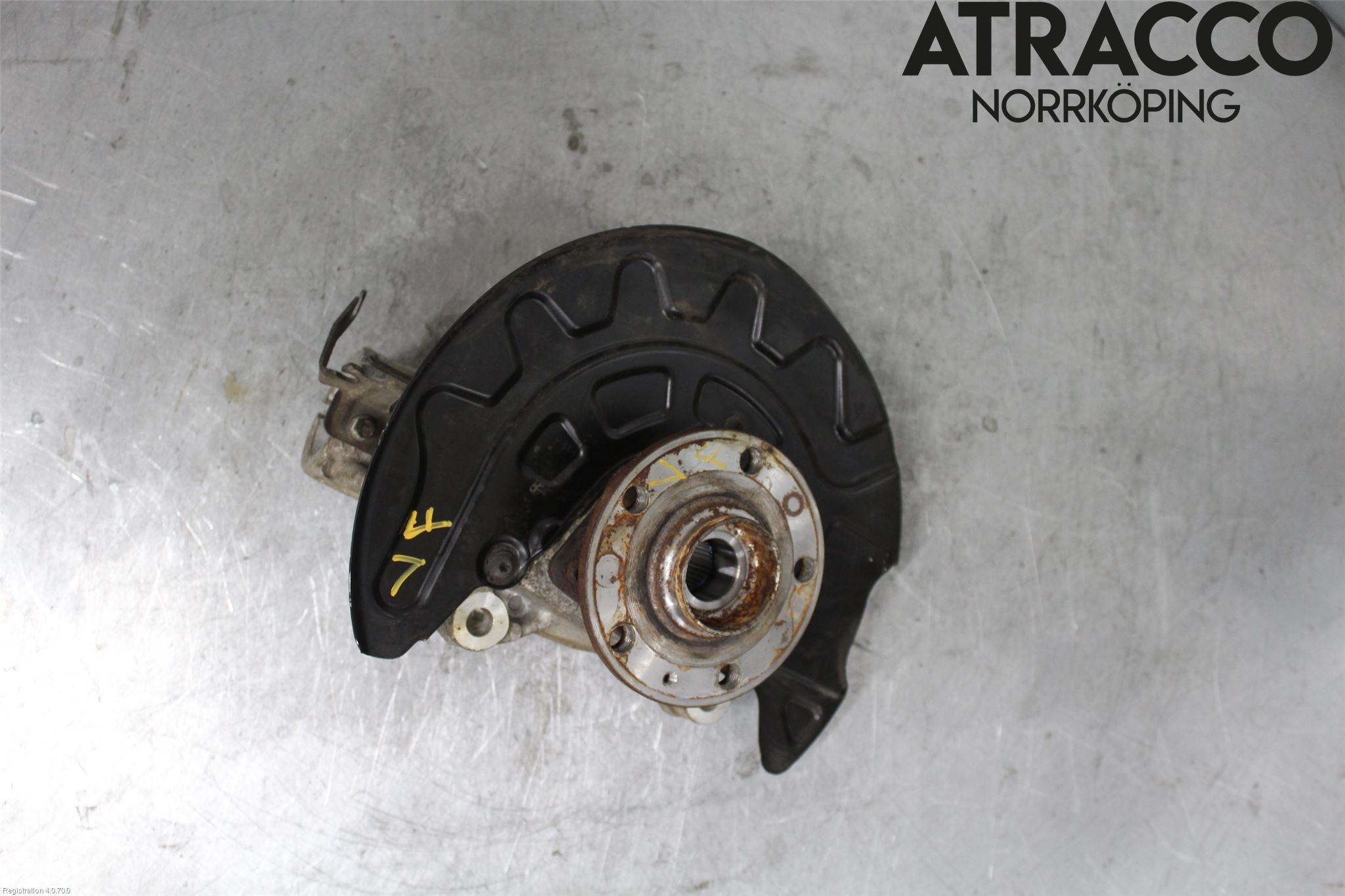 Audi Q2/SQ2 17- Spindel Vf