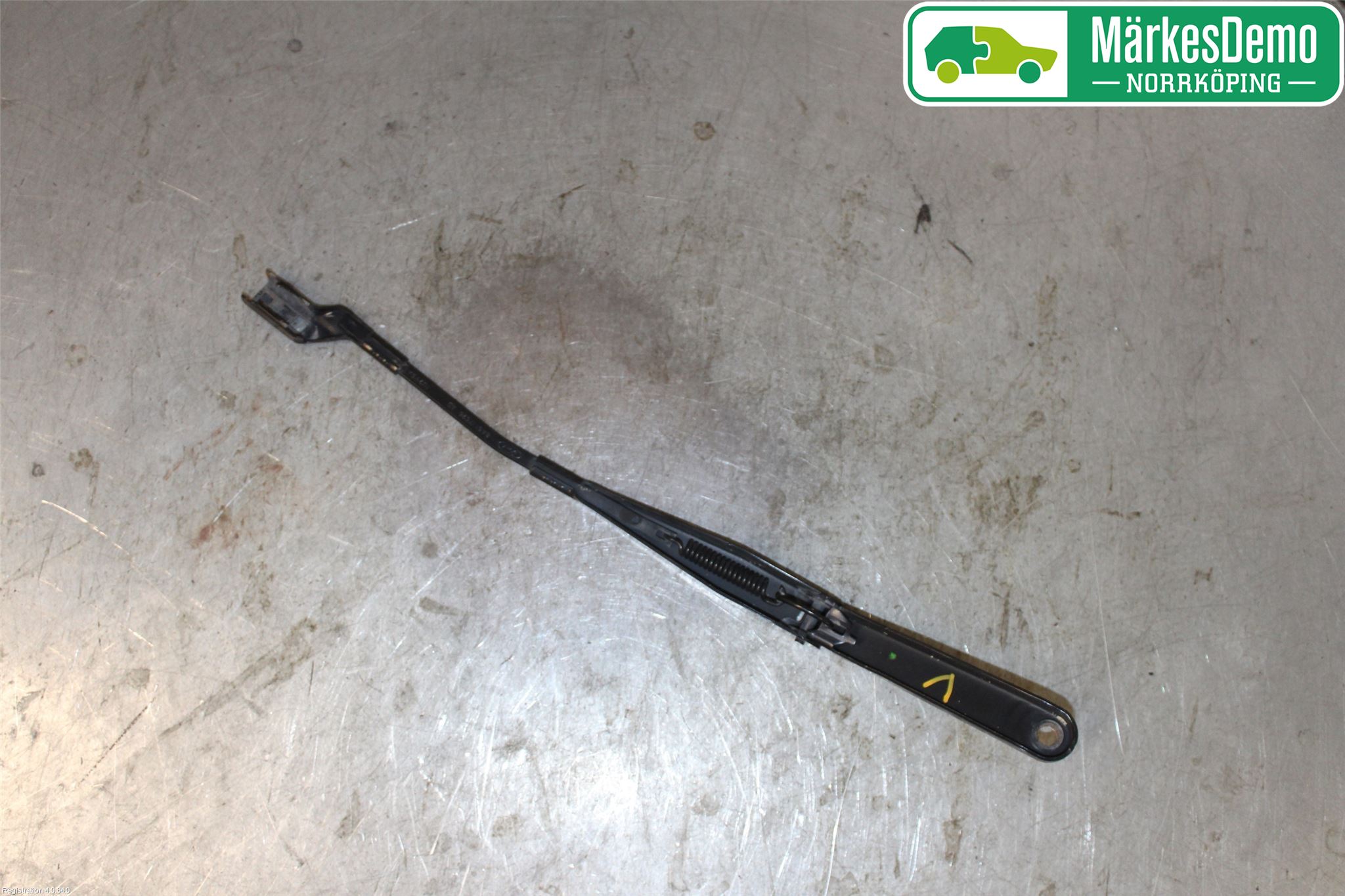 Ford FIESTA 09-12 Viskerarm-Armer Frontrute