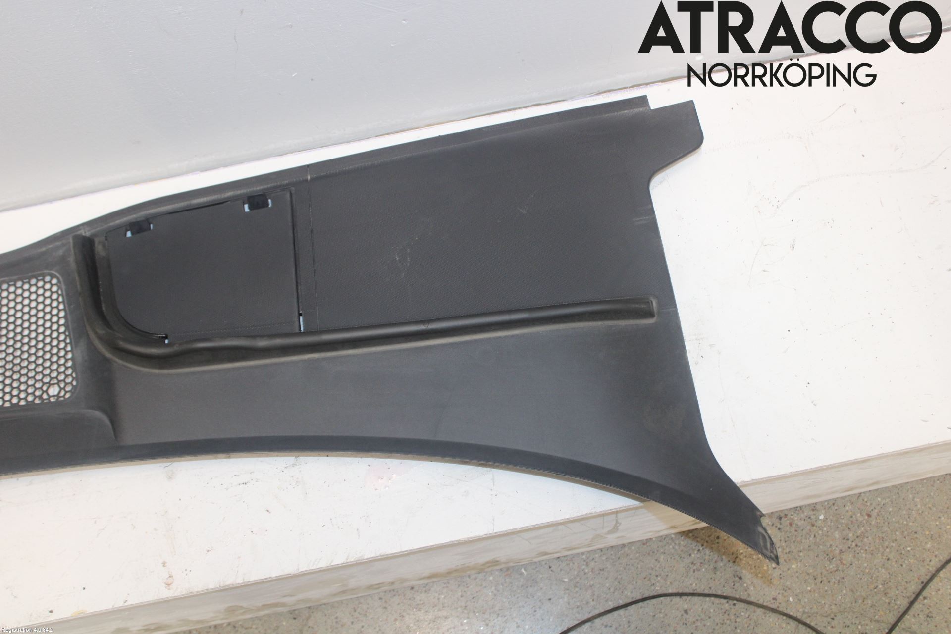Audi A4/S4 B9 20- Visker Deksel-Grill-Under Frr