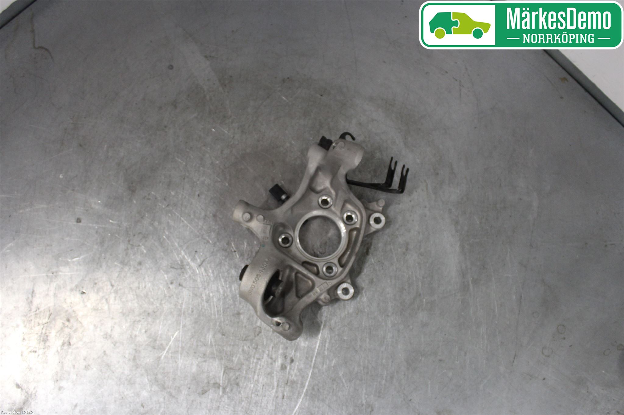 Audi A4/S4 B9 20- Spindel Vb