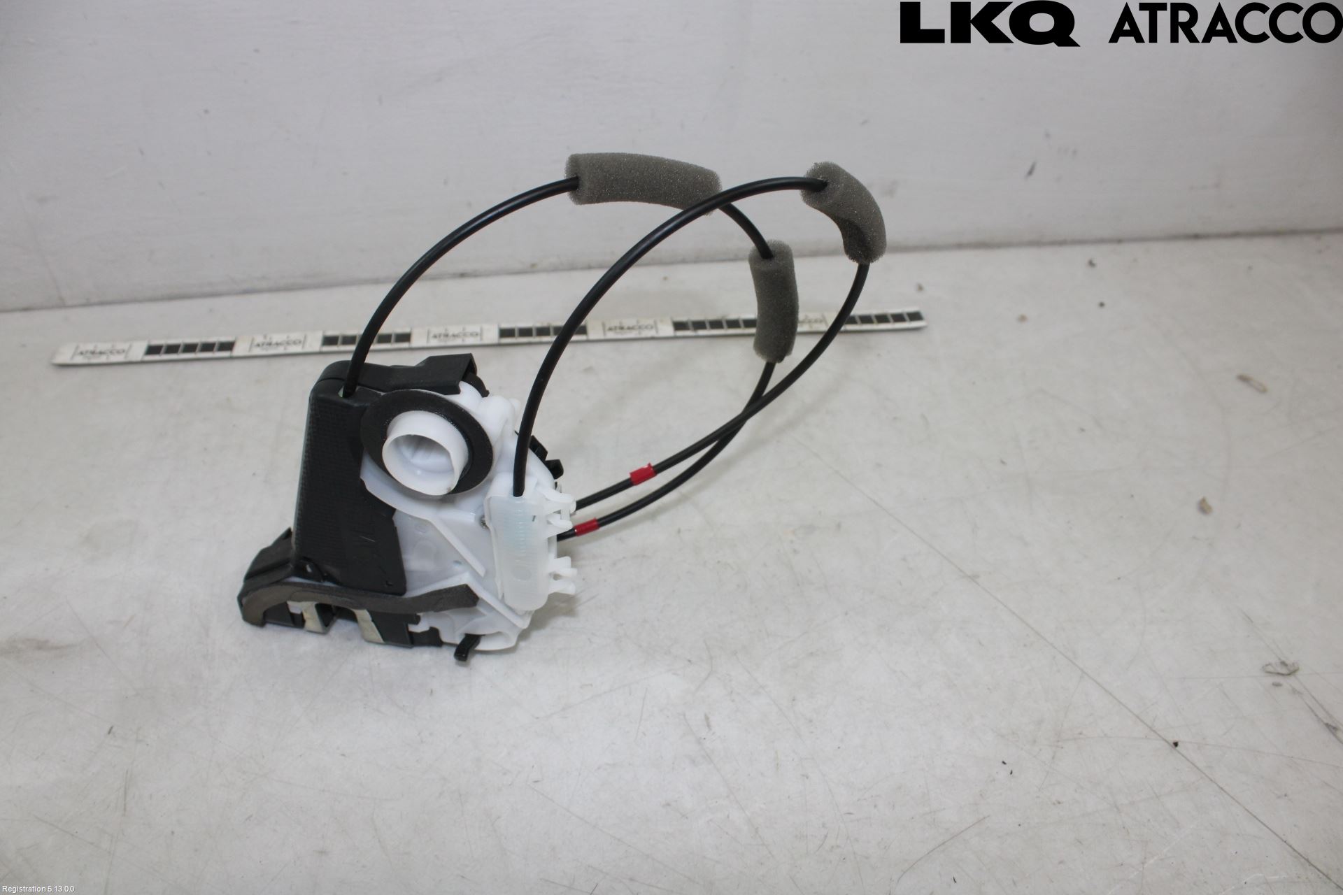 Toyota YARIS CROSS XP21 21- Dørlås - Låsekasse