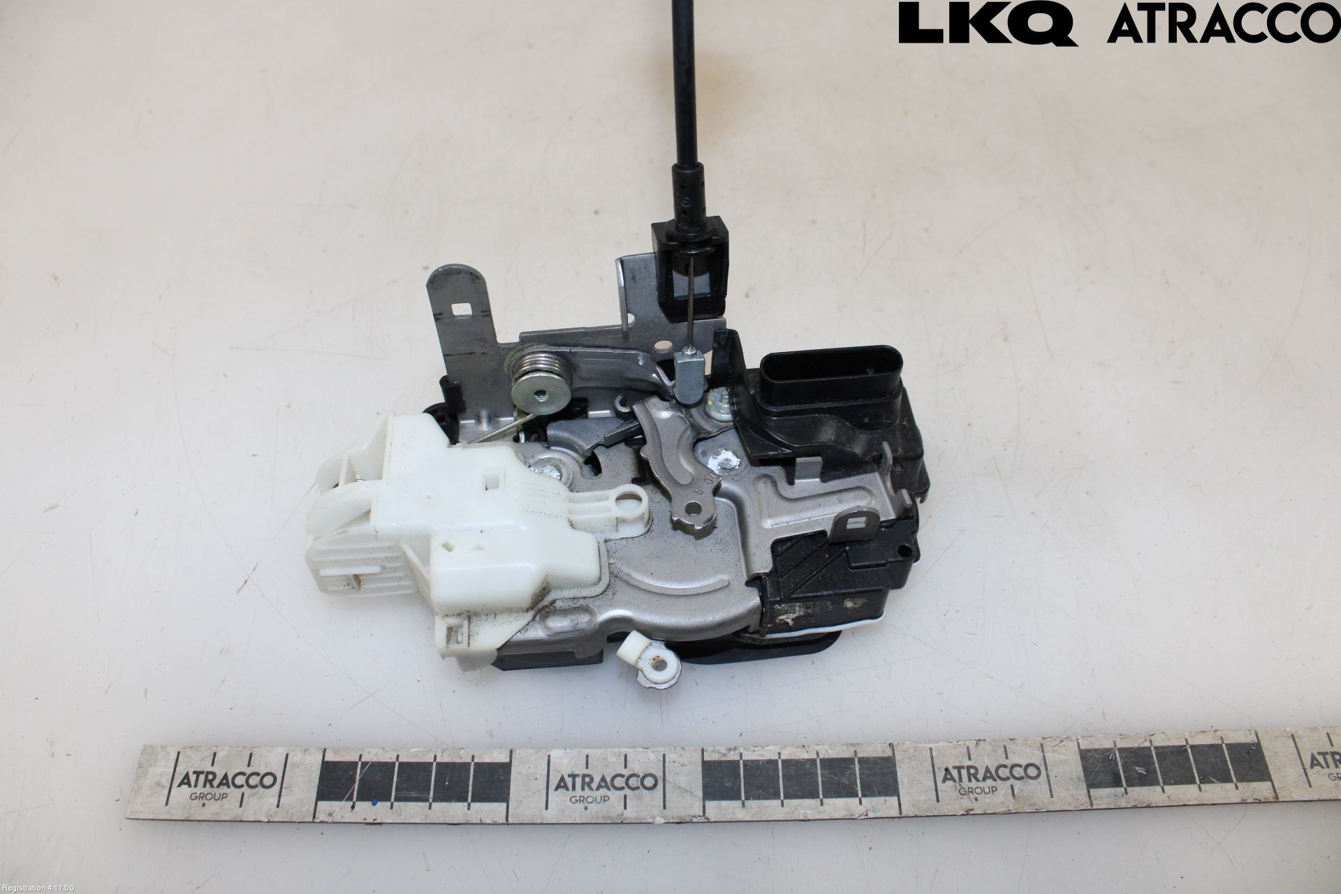 Volvo V40 12-19 Dørlås - Låsekasse