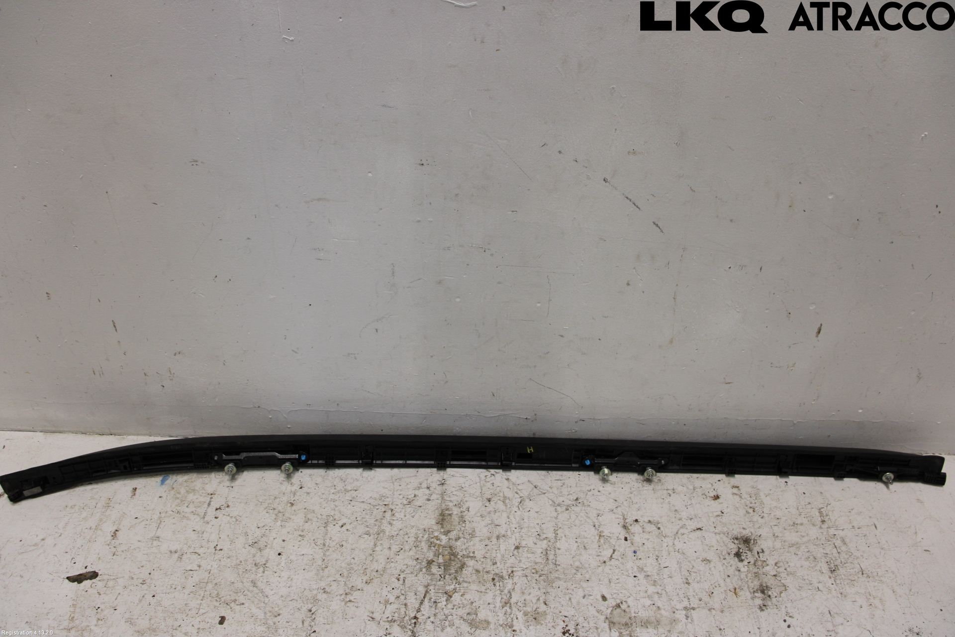 Toyota COROLLA CROSS XG10 22- Takrails - Stativ