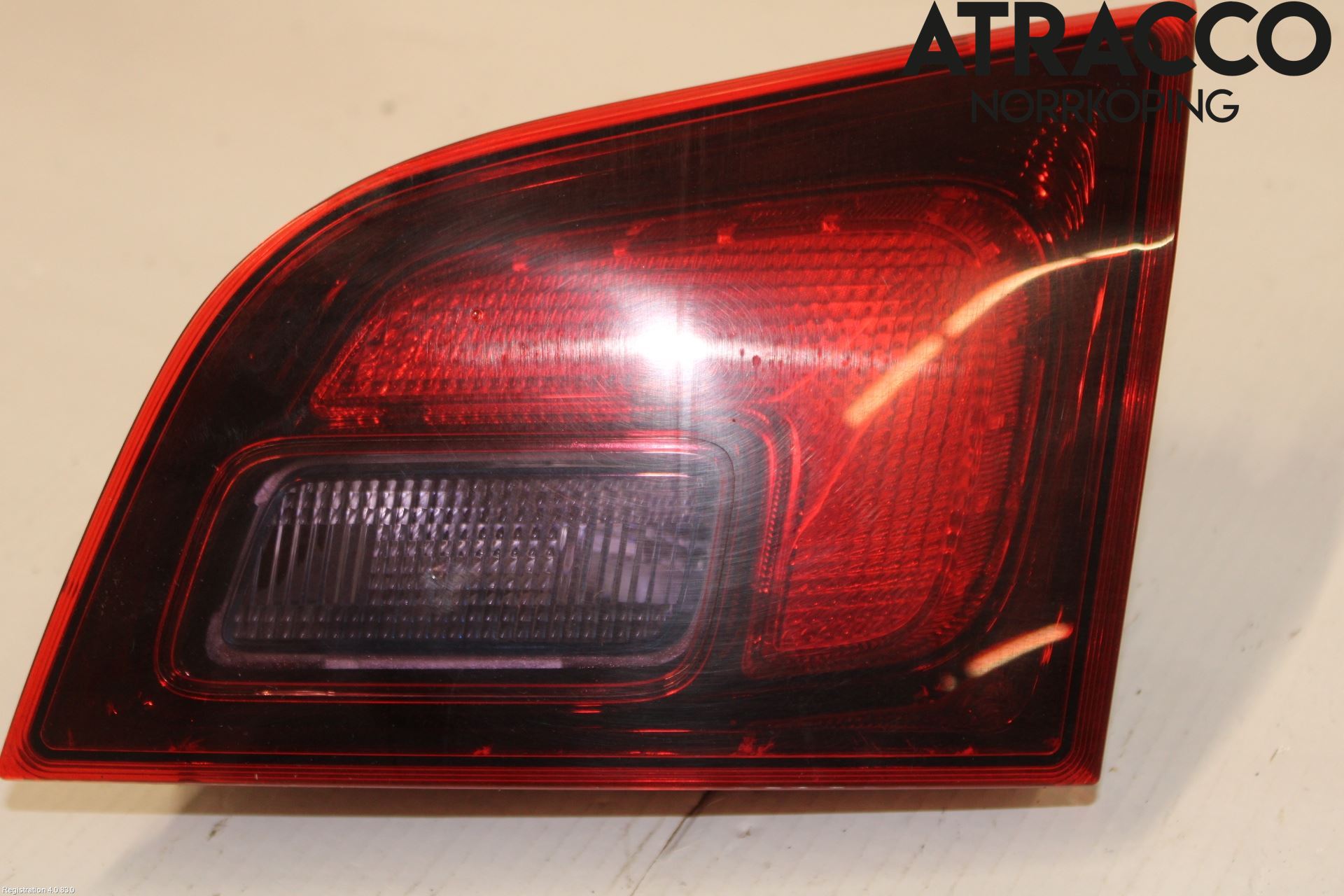 Opel ASTRA J 10-15 Baklykt Høyre  På Luke(Indre)