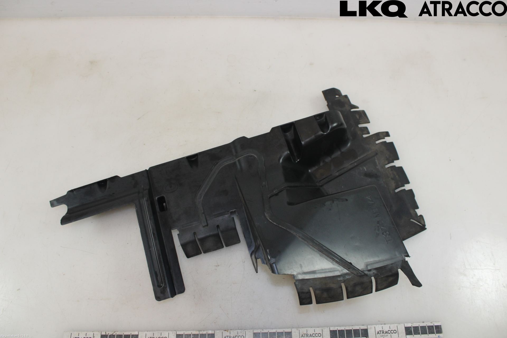 Peugeot 5008 10-16 Luftstyring Front