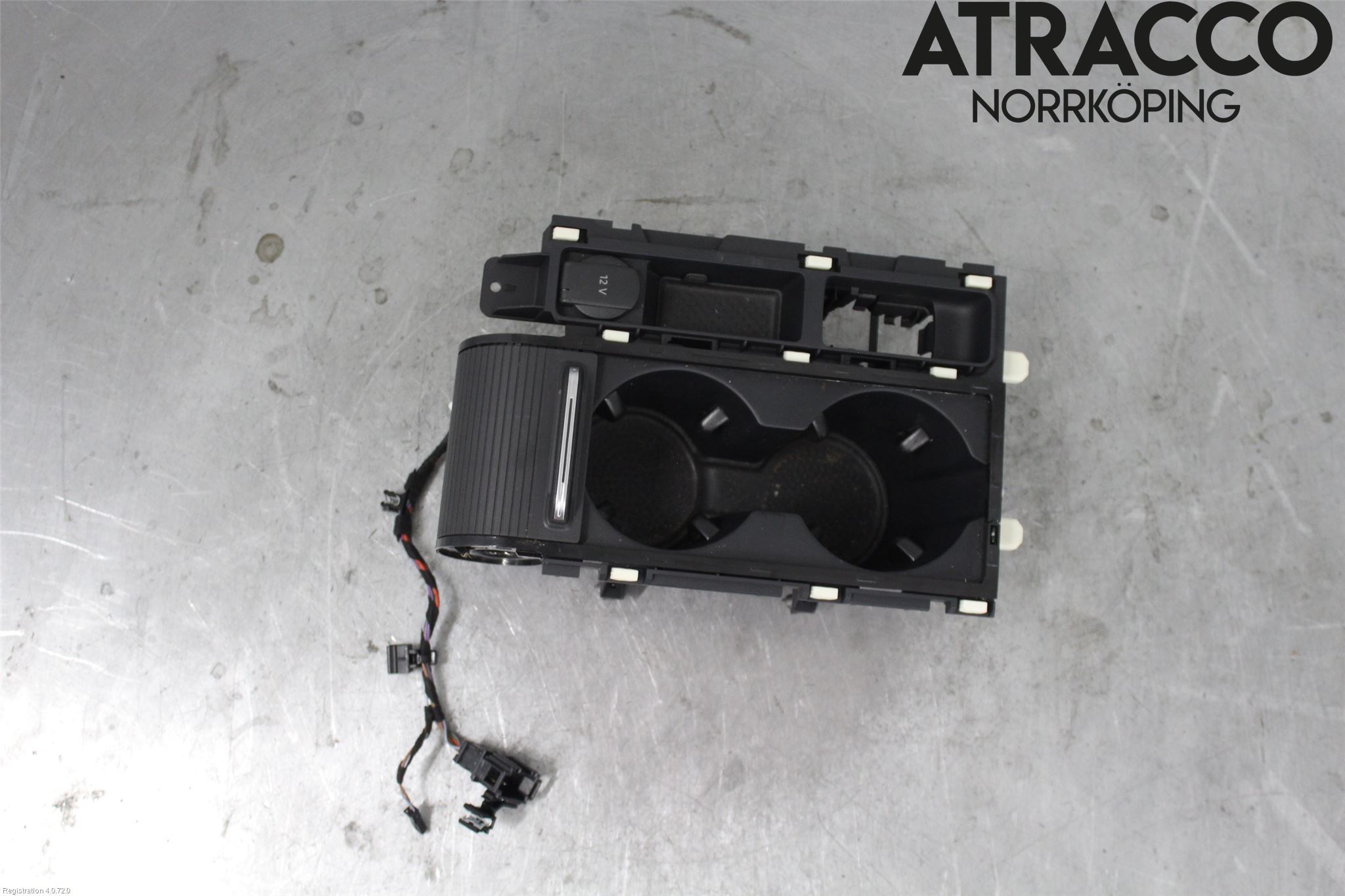 Volkswagen VW ARTEON 17- Innr Koppholder