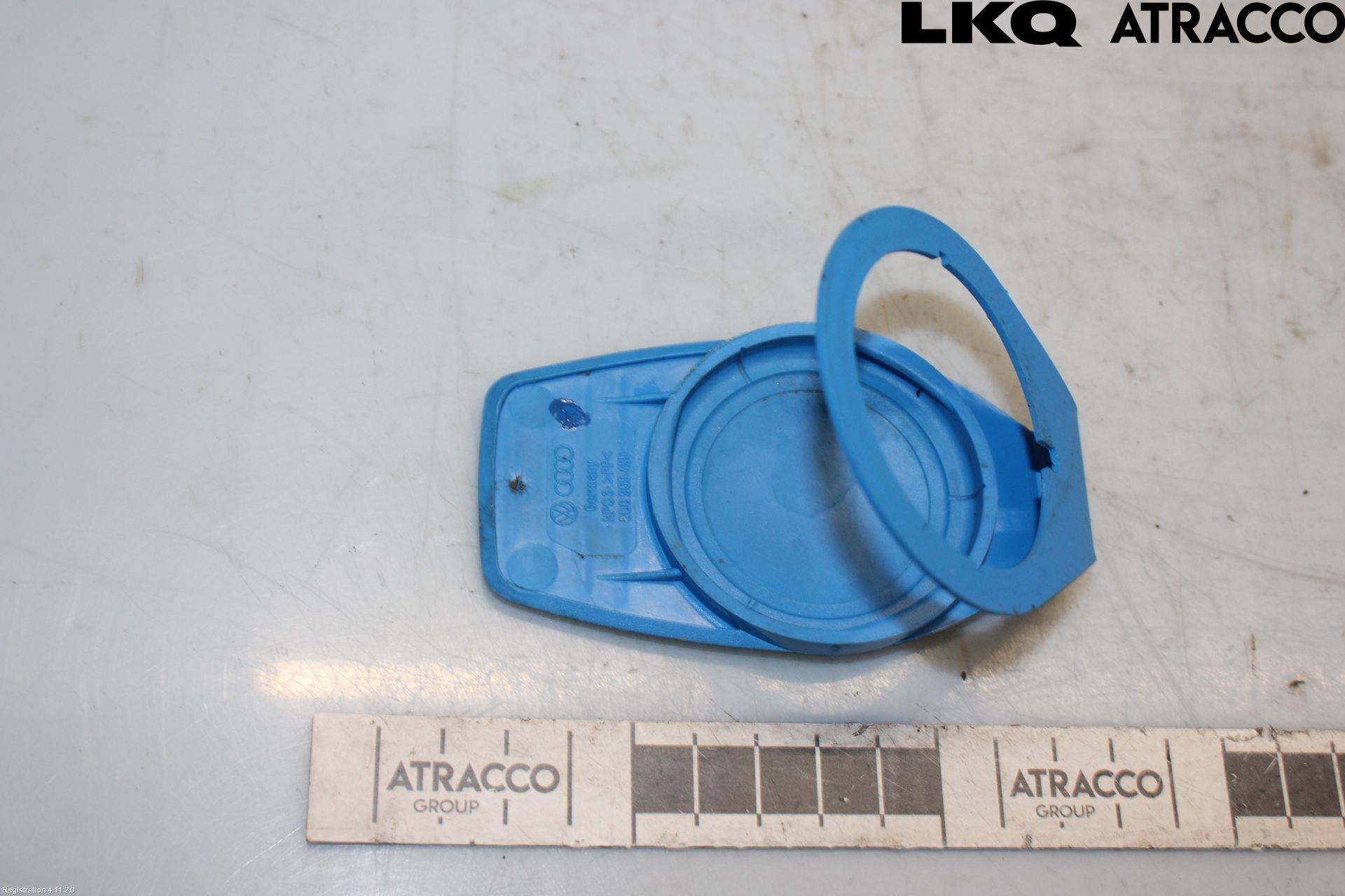 Audi A6/S6     05-11 Spylertank Lokk