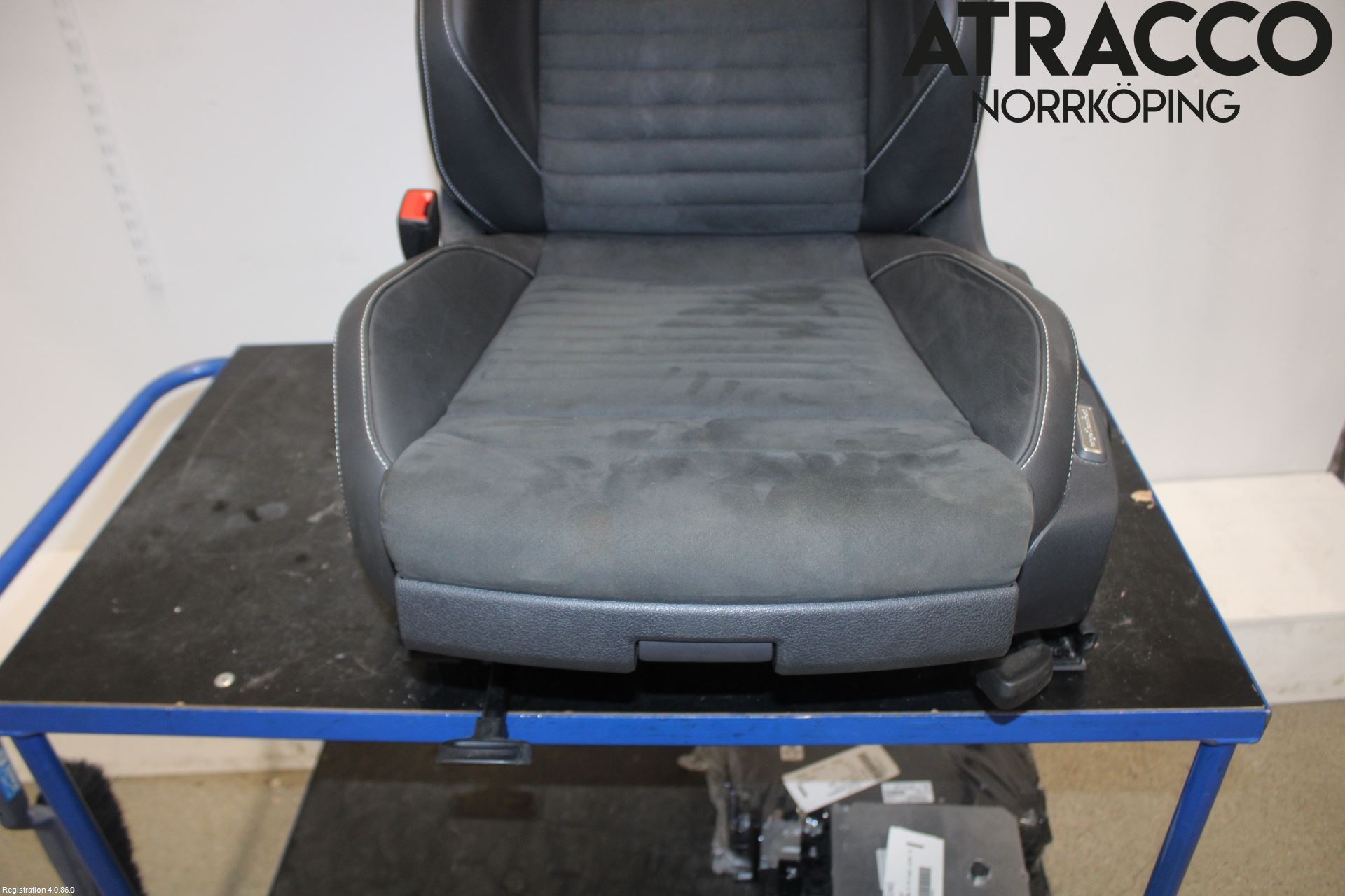 Volkswagen VW PASSAT 20-24 Innr Sete Foran Venstre