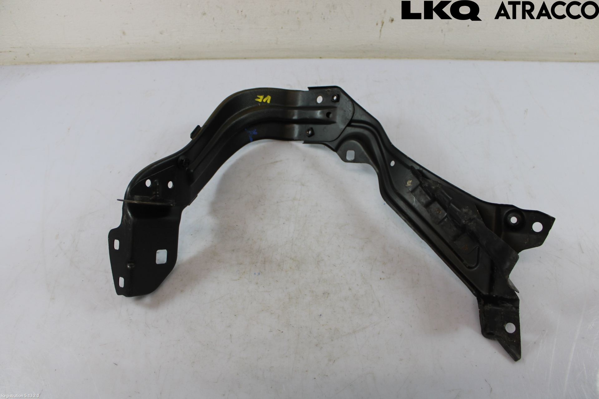 Mercedes-Benz MB C (203) 00-07 Frontlykt Ramme V Lyktering