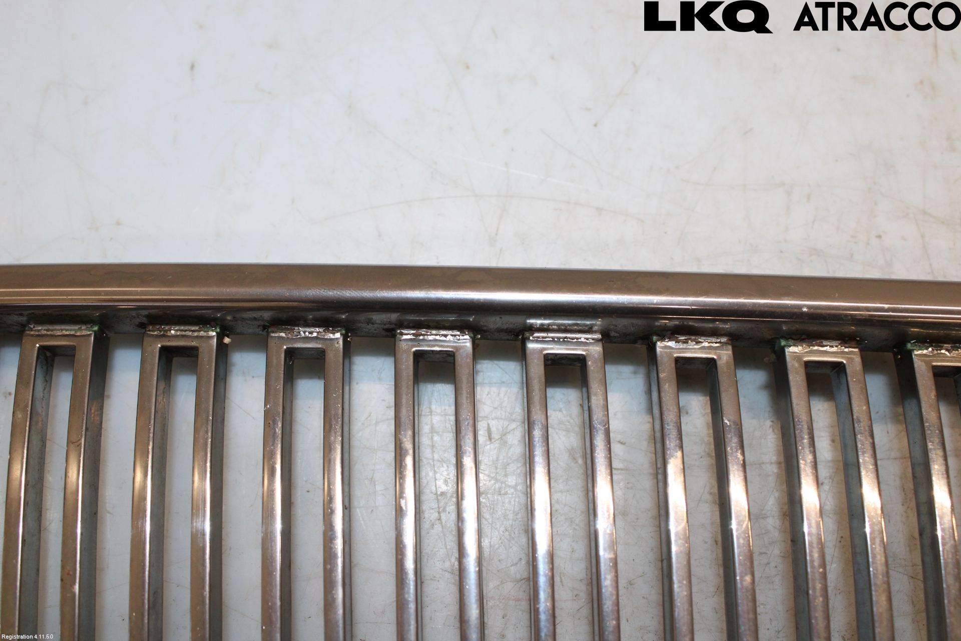 Volvo V50 04-07 Grill Komplett