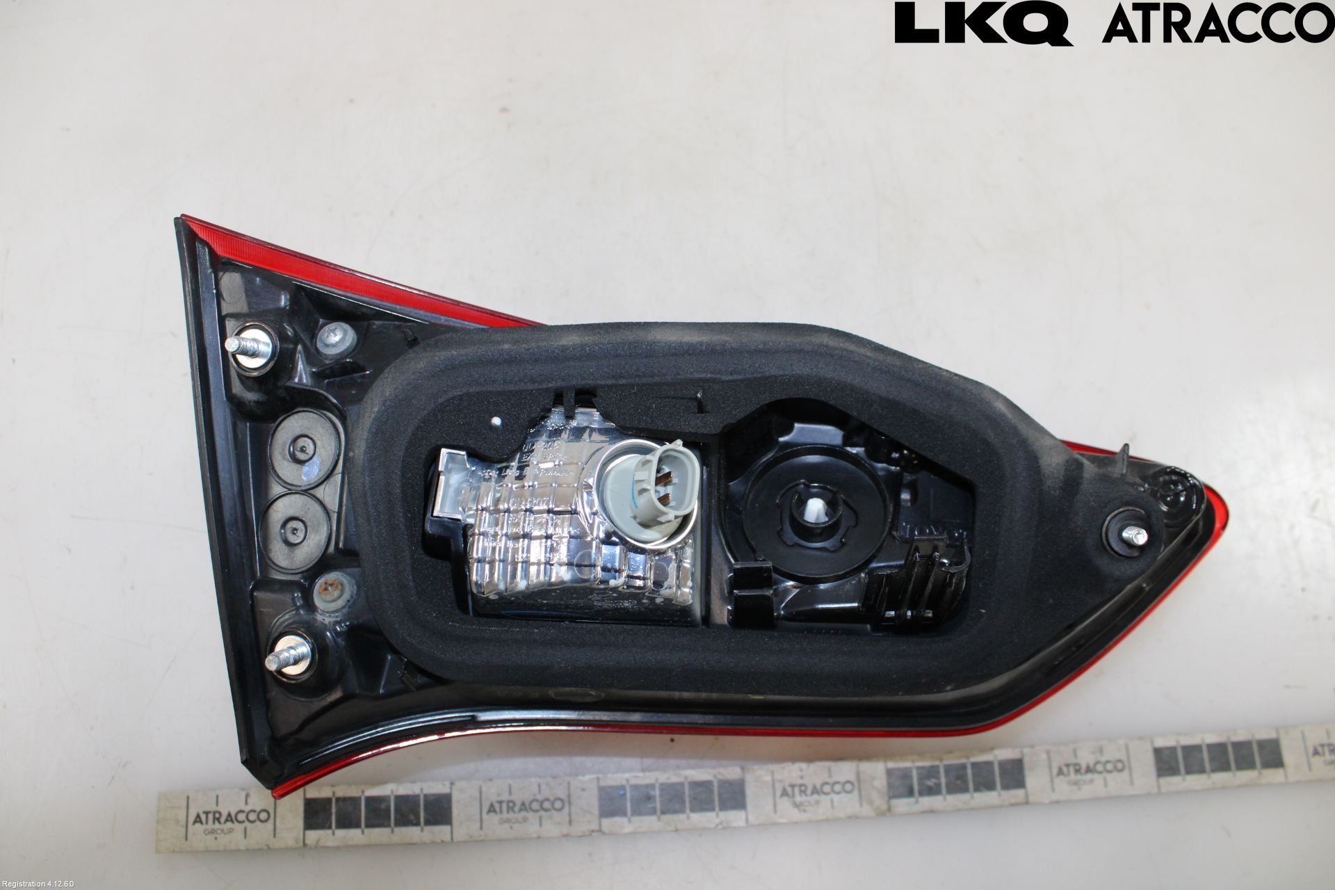 Toyota YARIS XP130 15-20 Baklykt Høyre  På Luke(Indre)