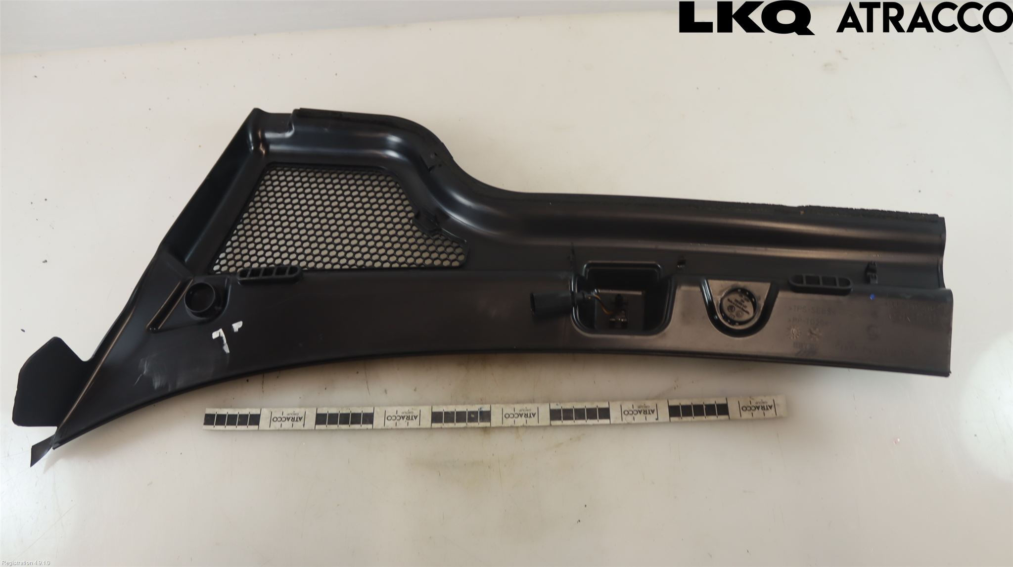 Skoda SCALA 19- Visker Deksel-Grill-Under Frr