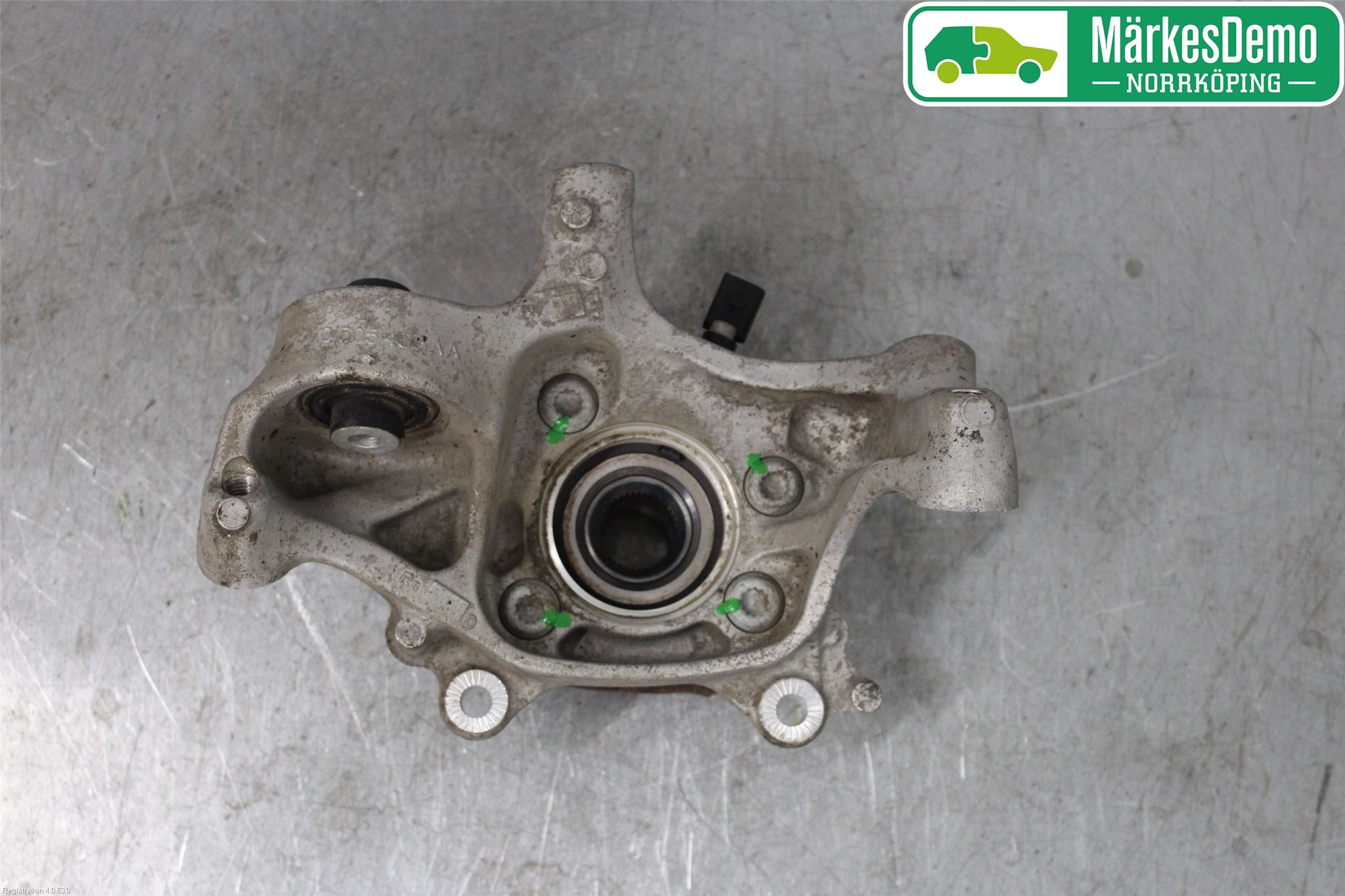 Audi A4/S4 B9 16-19 Spindel Vb