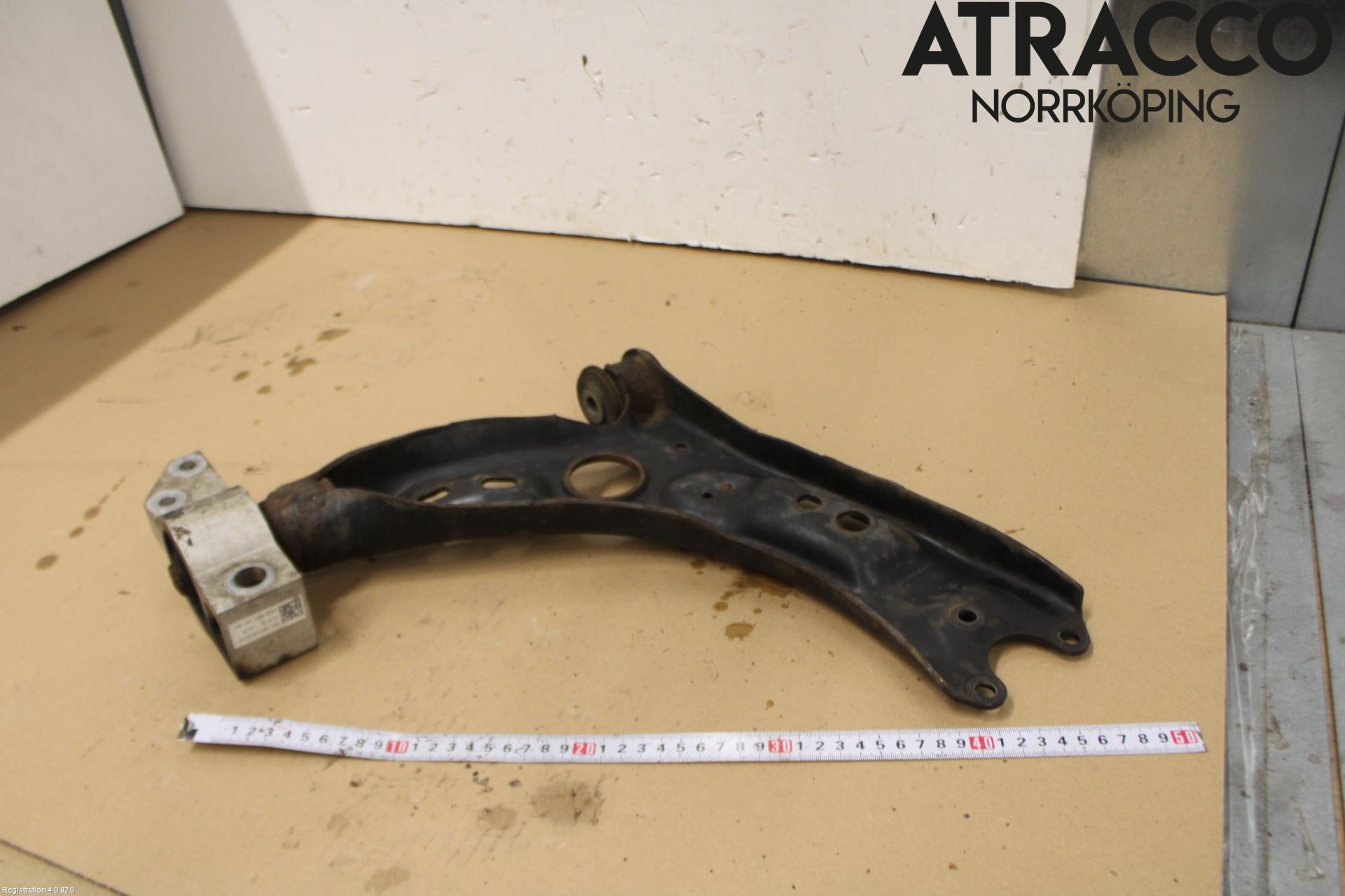 Seat LEON 06-12 Bærearm Foran Venstre Nedre