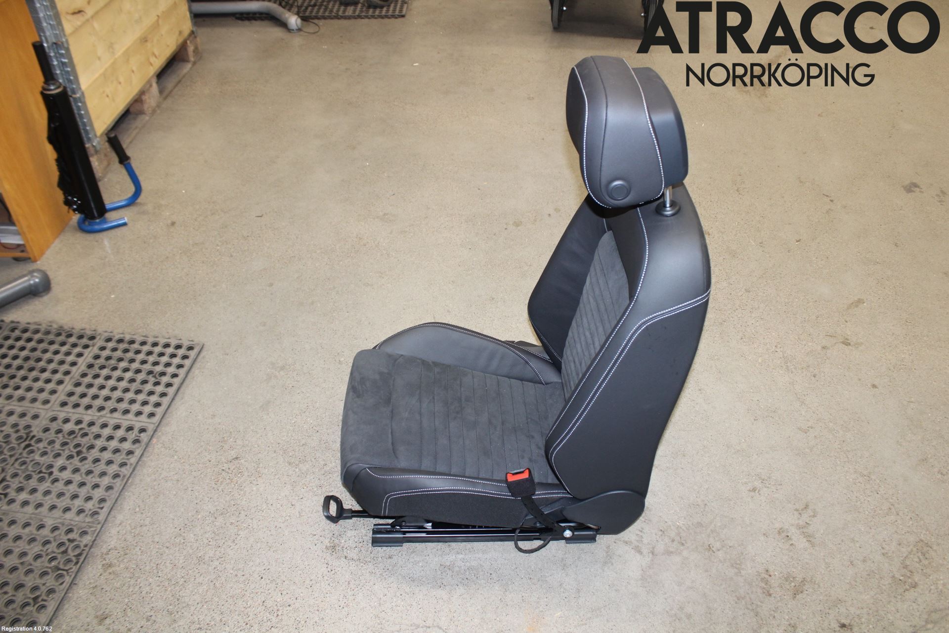 Volkswagen VW PASSAT 20-24 Innr Sete Foran Høyre
